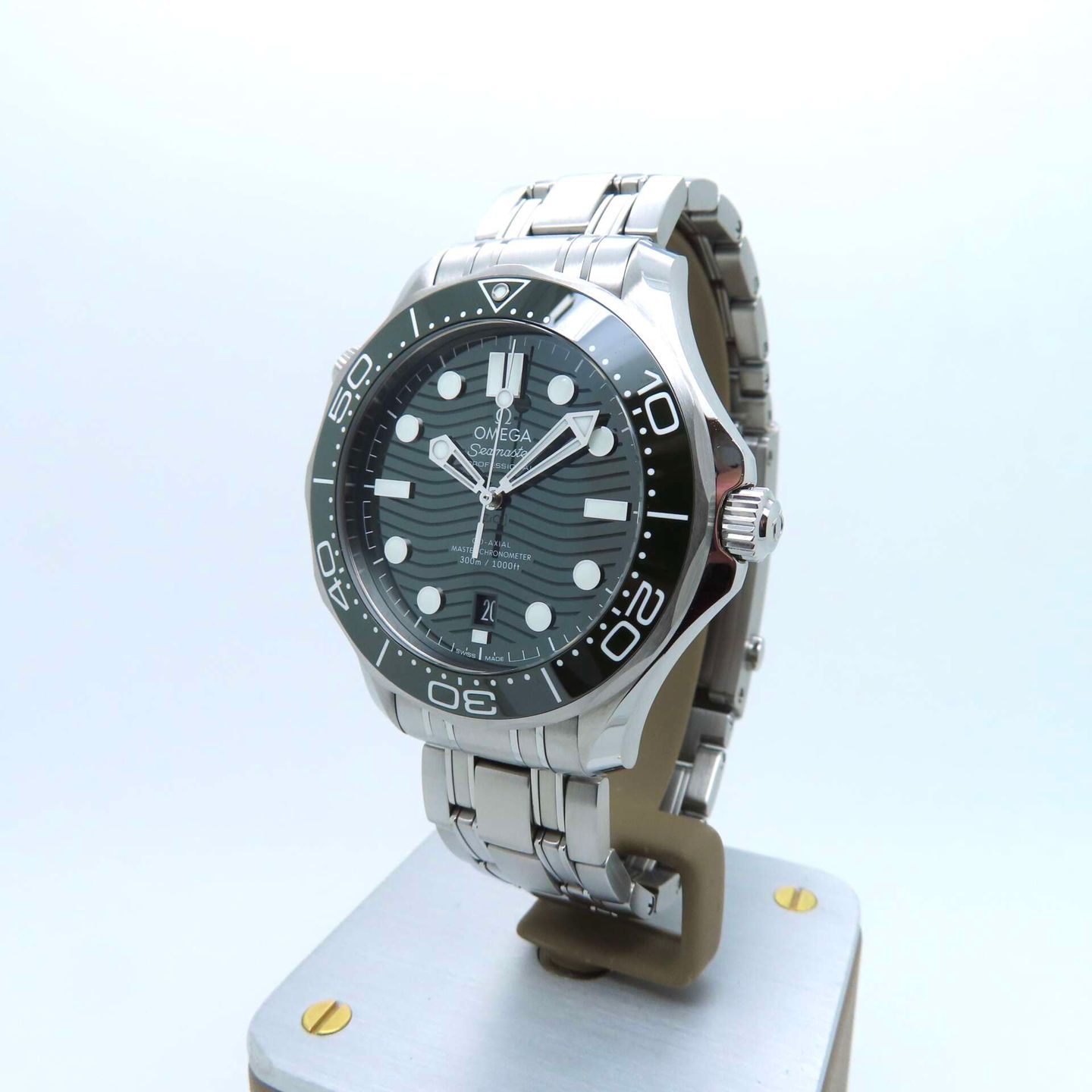 Omega Seamaster Diver 300 M 210.30.42.20.01.001 (2023) - Zwart wijzerplaat 42mm Staal (1/8)