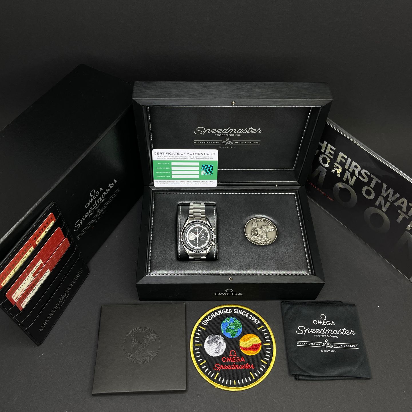 Omega Speedmaster Professional Moonwatch 311.30.42.30.01.002 - (2/7)