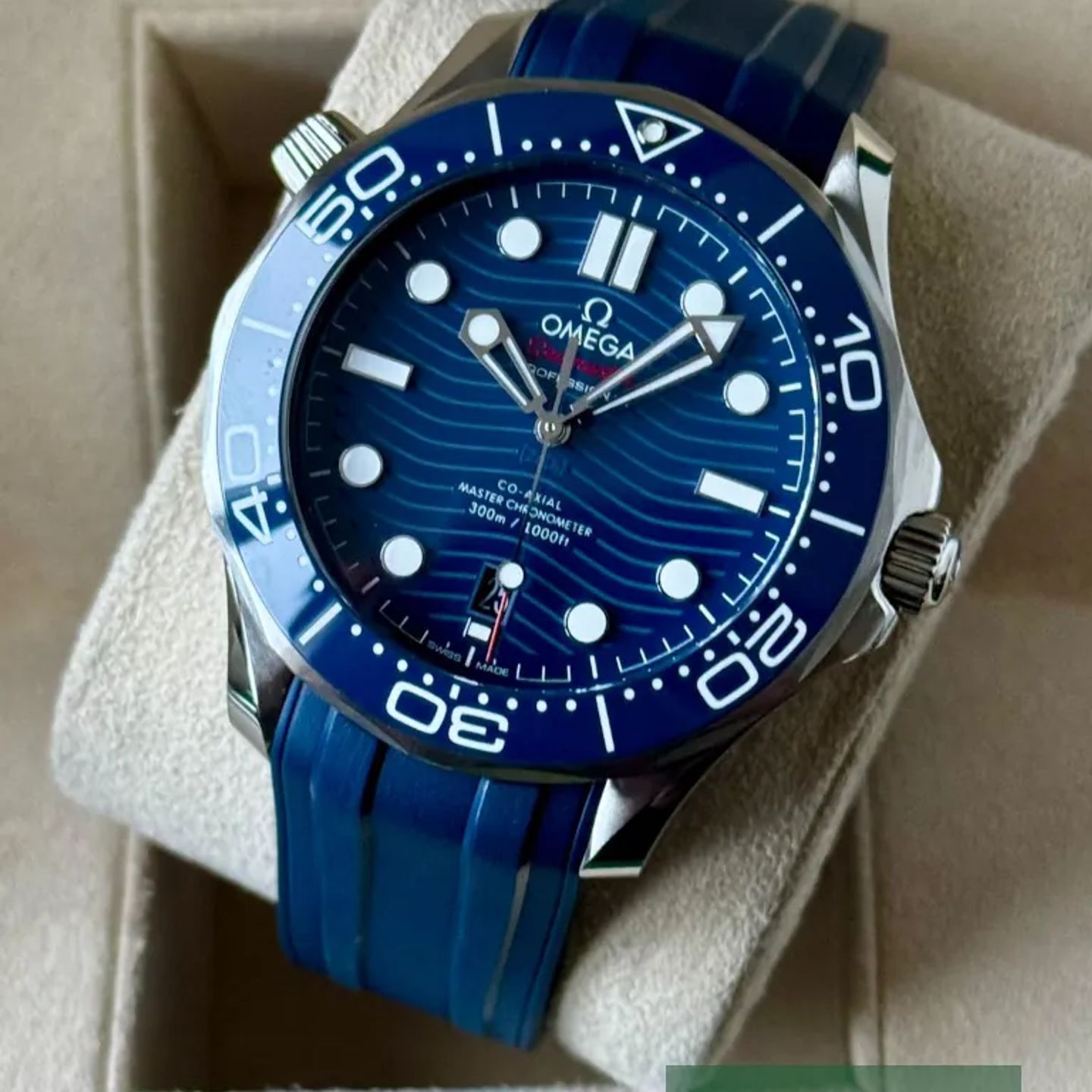 Omega Seamaster Diver 300 M 210.32.42.20.03.001 - (3/7)