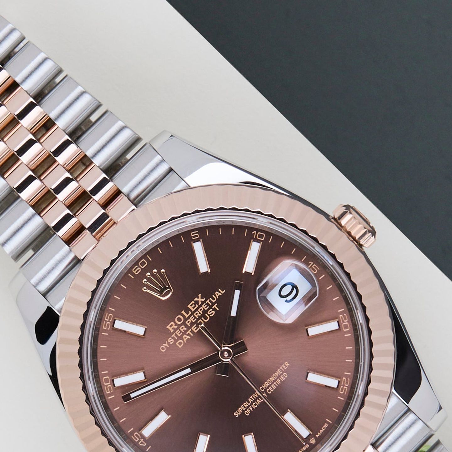 Rolex Datejust 41 126331 (2023) - Brown dial 41 mm Gold/Steel case (3/8)