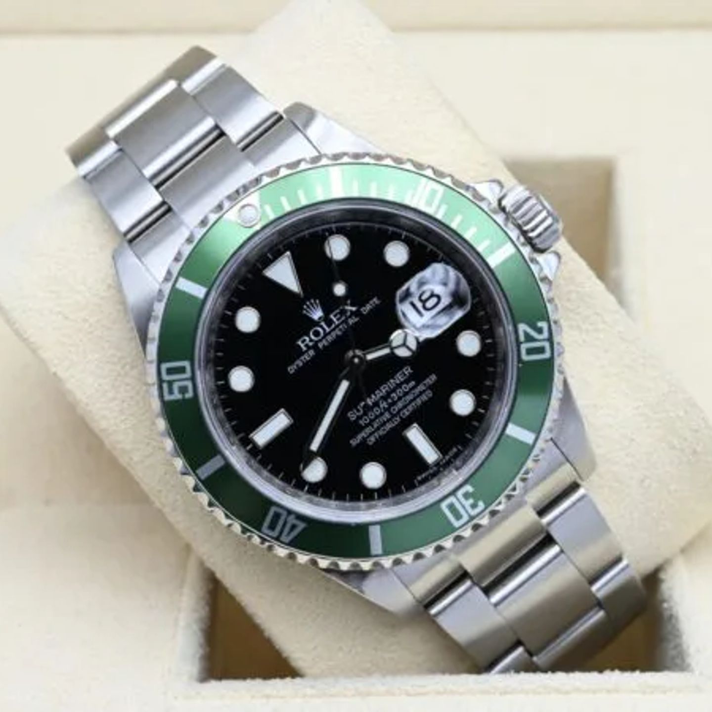 Rolex Submariner Date 16610LV - (2/12)