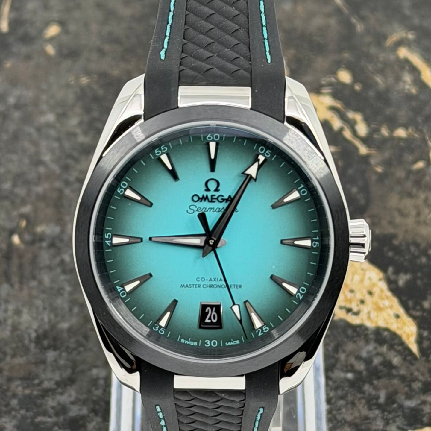 Omega Seamaster Aqua Terra 220.32.38.20.03.001 - (2/8)