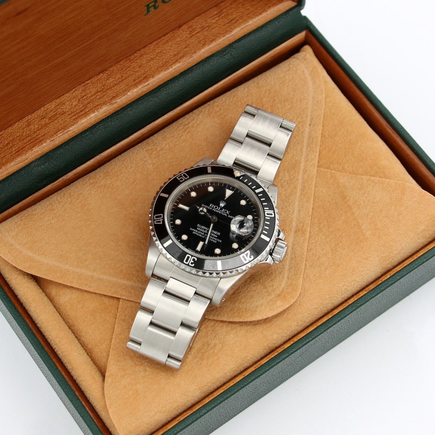 Rolex Submariner Date 16610 (Onbekend (willekeurig serienummer)) - Zwart wijzerplaat 40mm Staal (3/8)