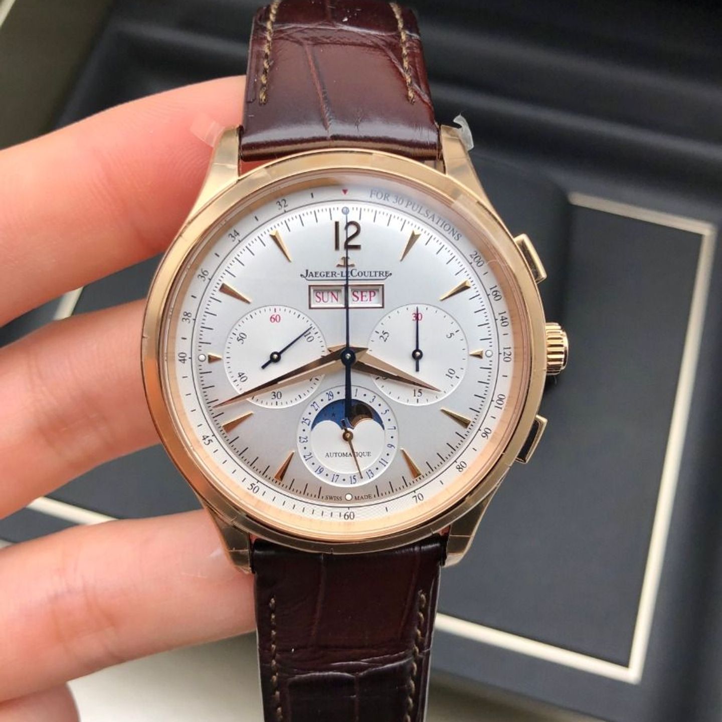 Jaeger-LeCoultre Master Control Q413252J (2023) - Wit wijzerplaat 40mm Roségoud (3/8)