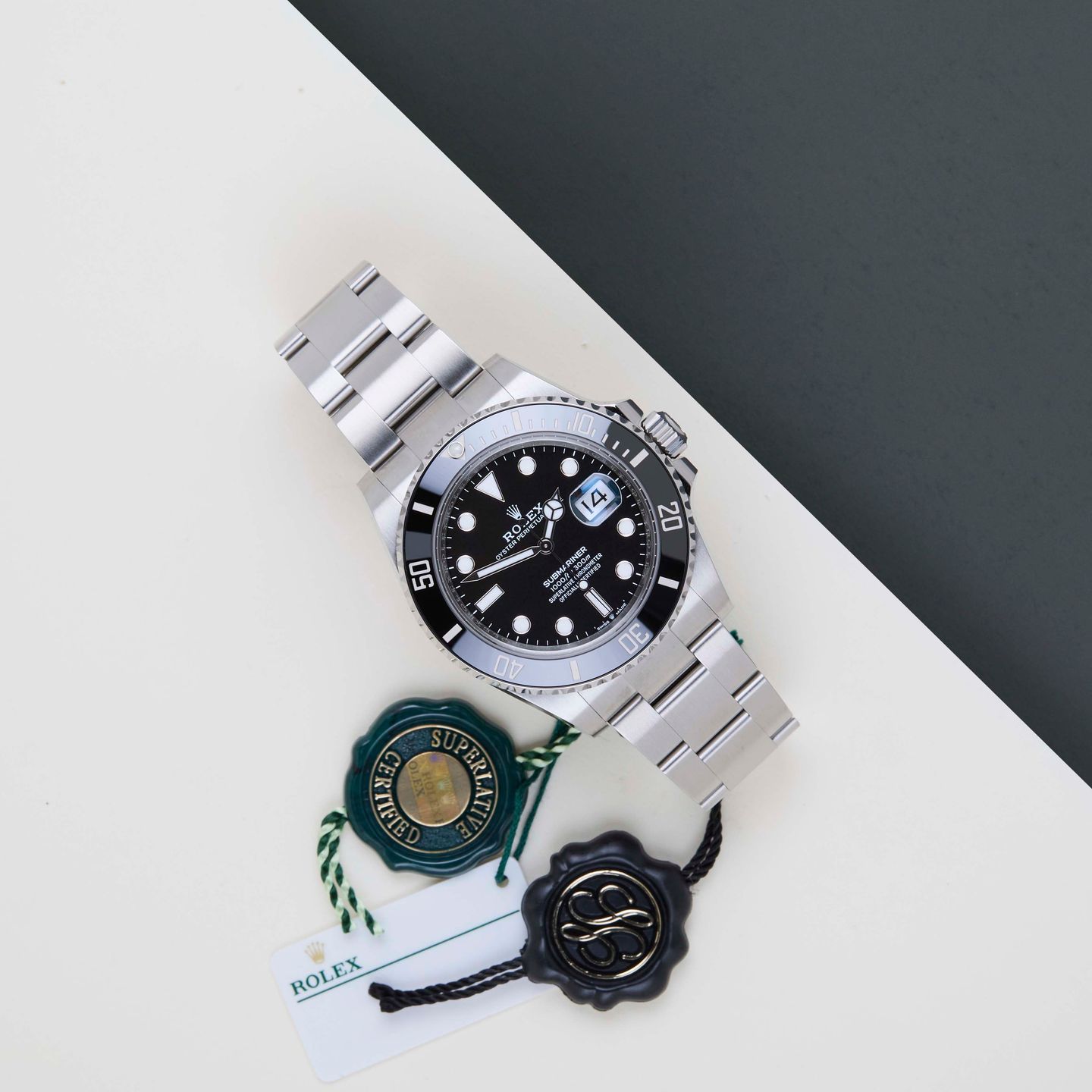 Rolex Submariner Date 126610LN (2026) - Black dial 41 mm Steel case (2/8)