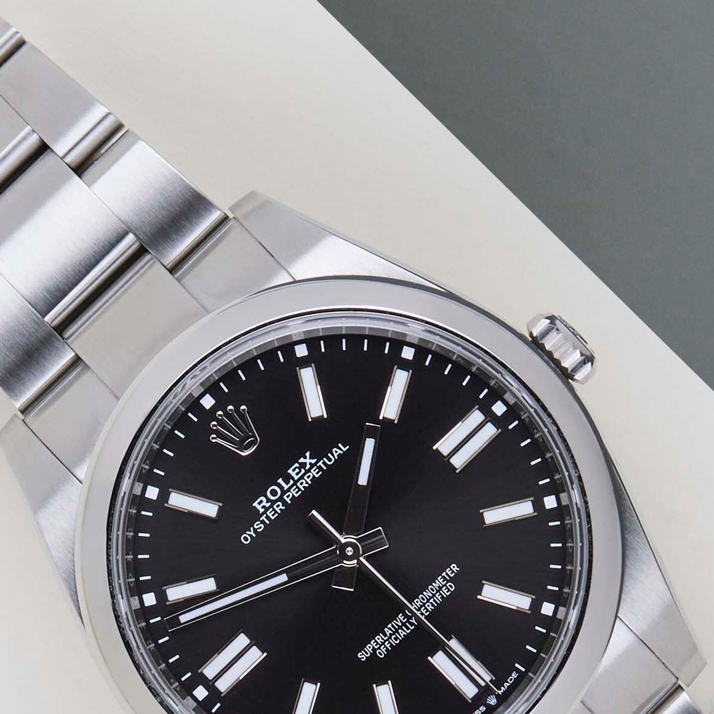 Rolex Oyster Perpetual 41 124300 - (3/8)