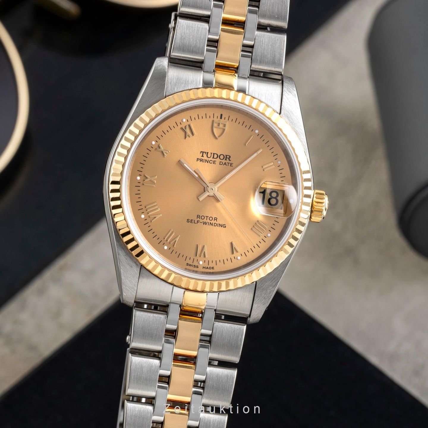 Tudor Prince Date 74033 - (1/8)
