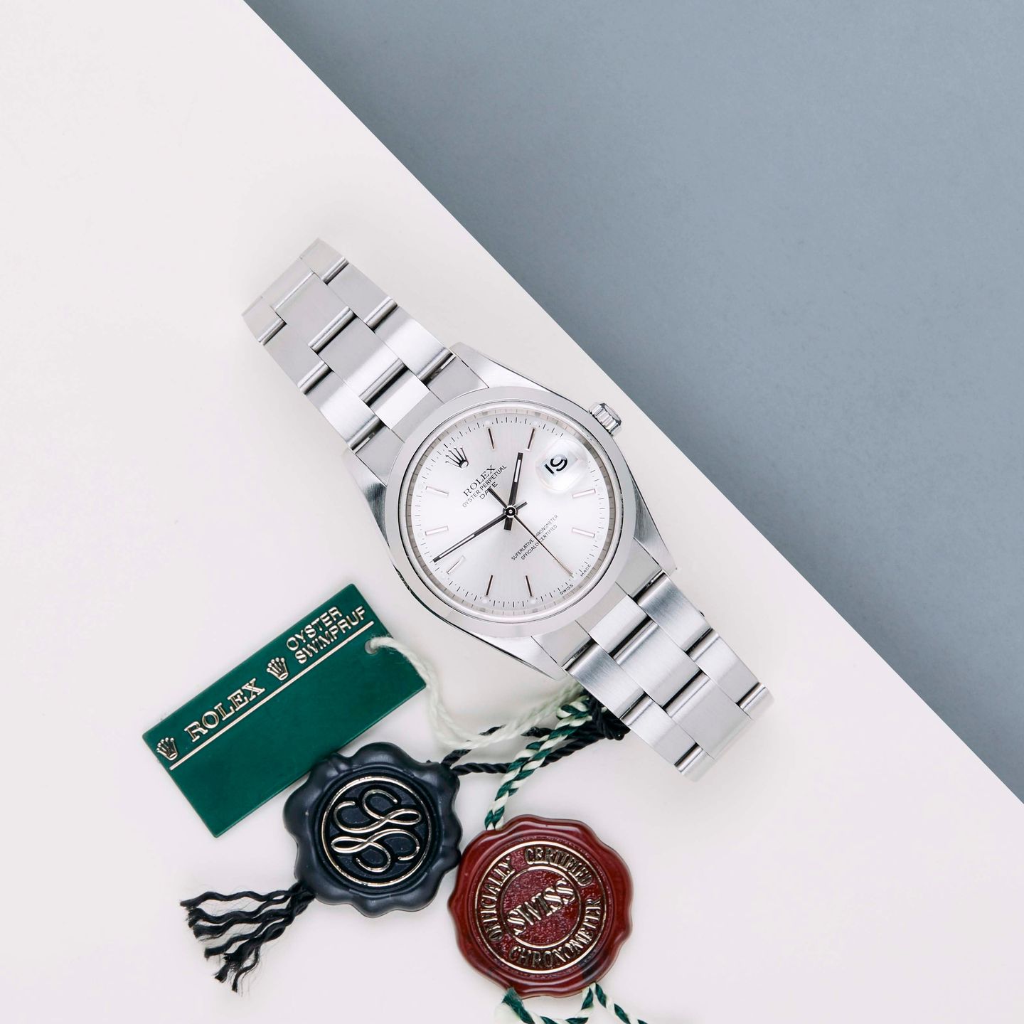 Rolex Oyster Perpetual Date 15200 - (2/8)