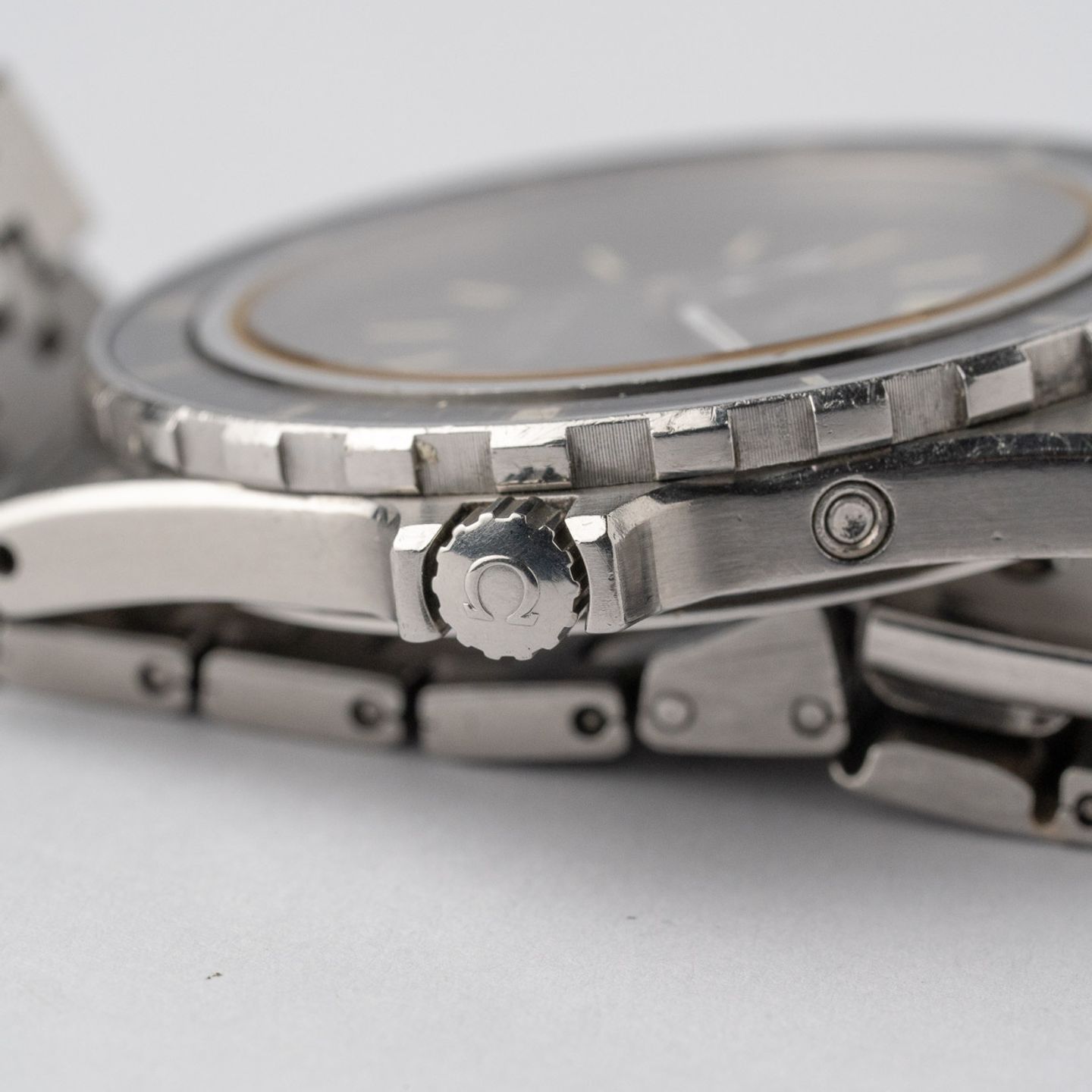 Omega Seamaster 196.0185 (1980) - Black dial 36 mm Steel case (6/8)