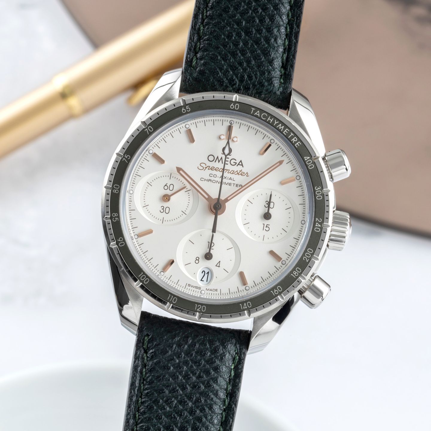 Omega Speedmaster 324.32.38.50.02.001 - (3/8)