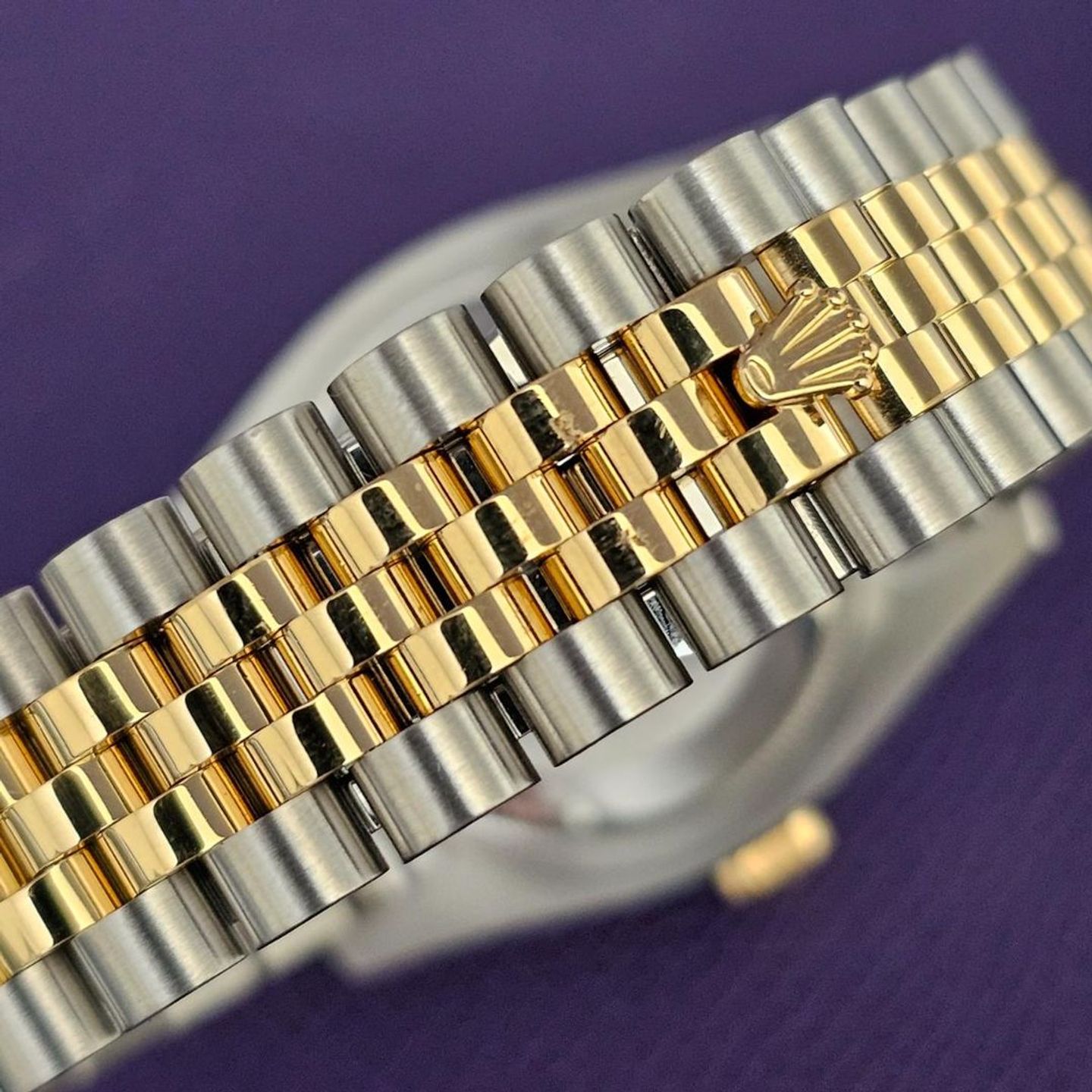 Rolex Datejust 36 116243 (2013) - Champagne dial 36 mm Gold/Steel case (4/4)