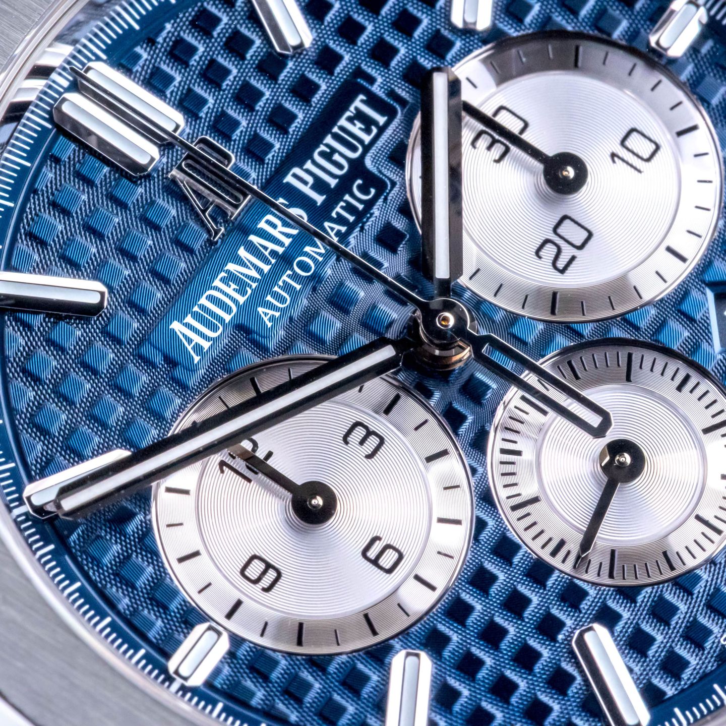 Audemars Piguet Royal Oak Chronograph 26331 - (2/8)