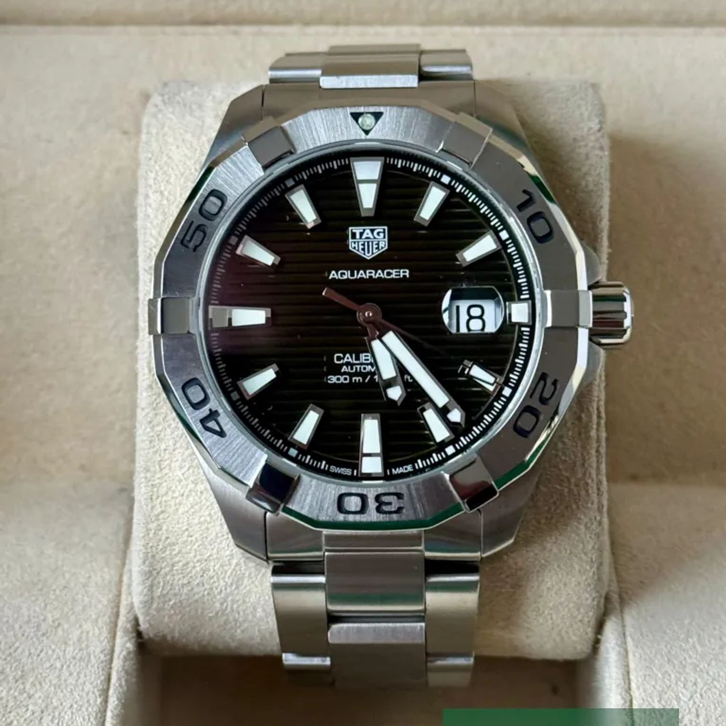 TAG Heuer Aquaracer 300M WAY2018.BA0927 (2022) - Bruin wijzerplaat 43mm Staal (2/7)