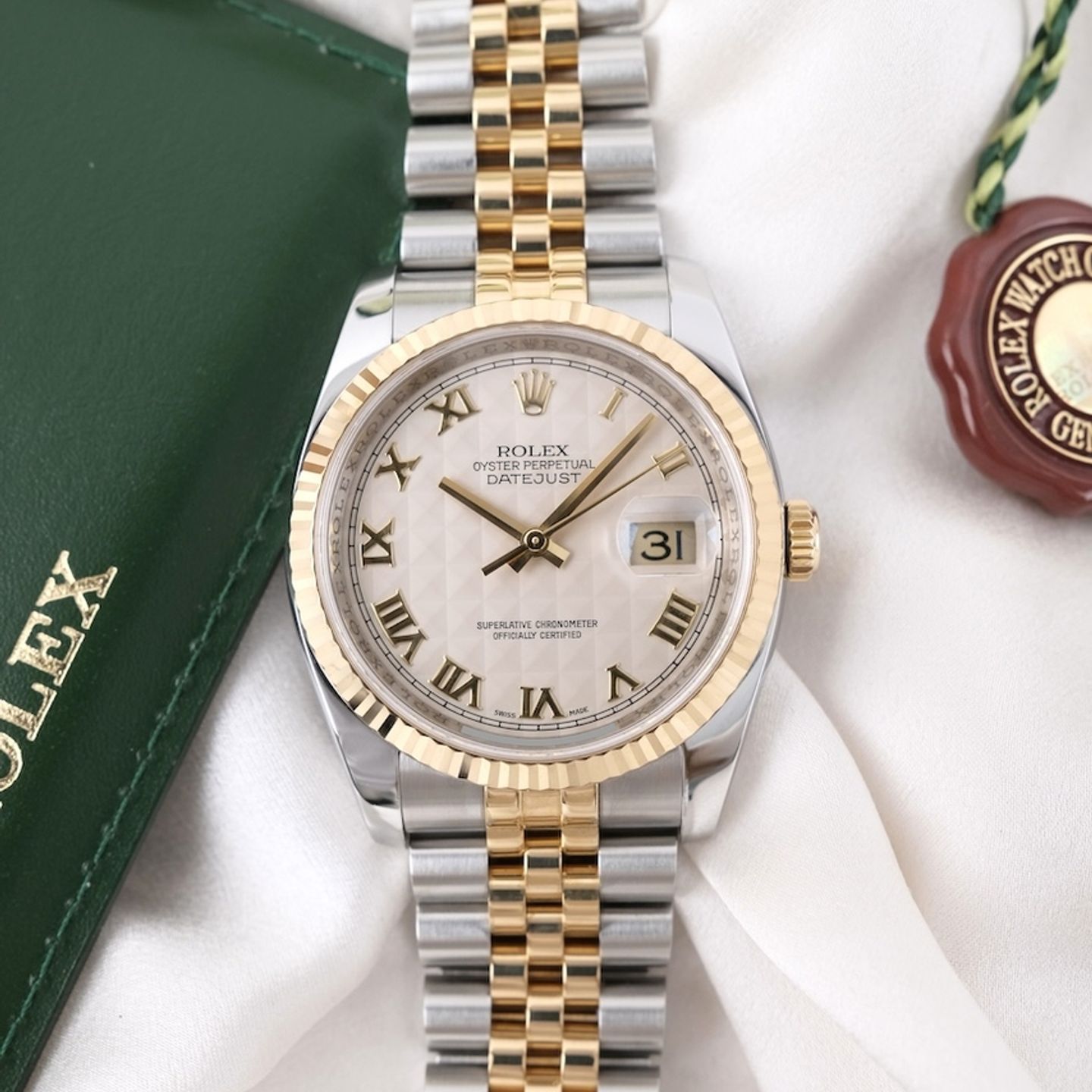 Rolex Datejust 36 116233 (2012) - Beige dial 36 mm Gold/Steel case (1/8)