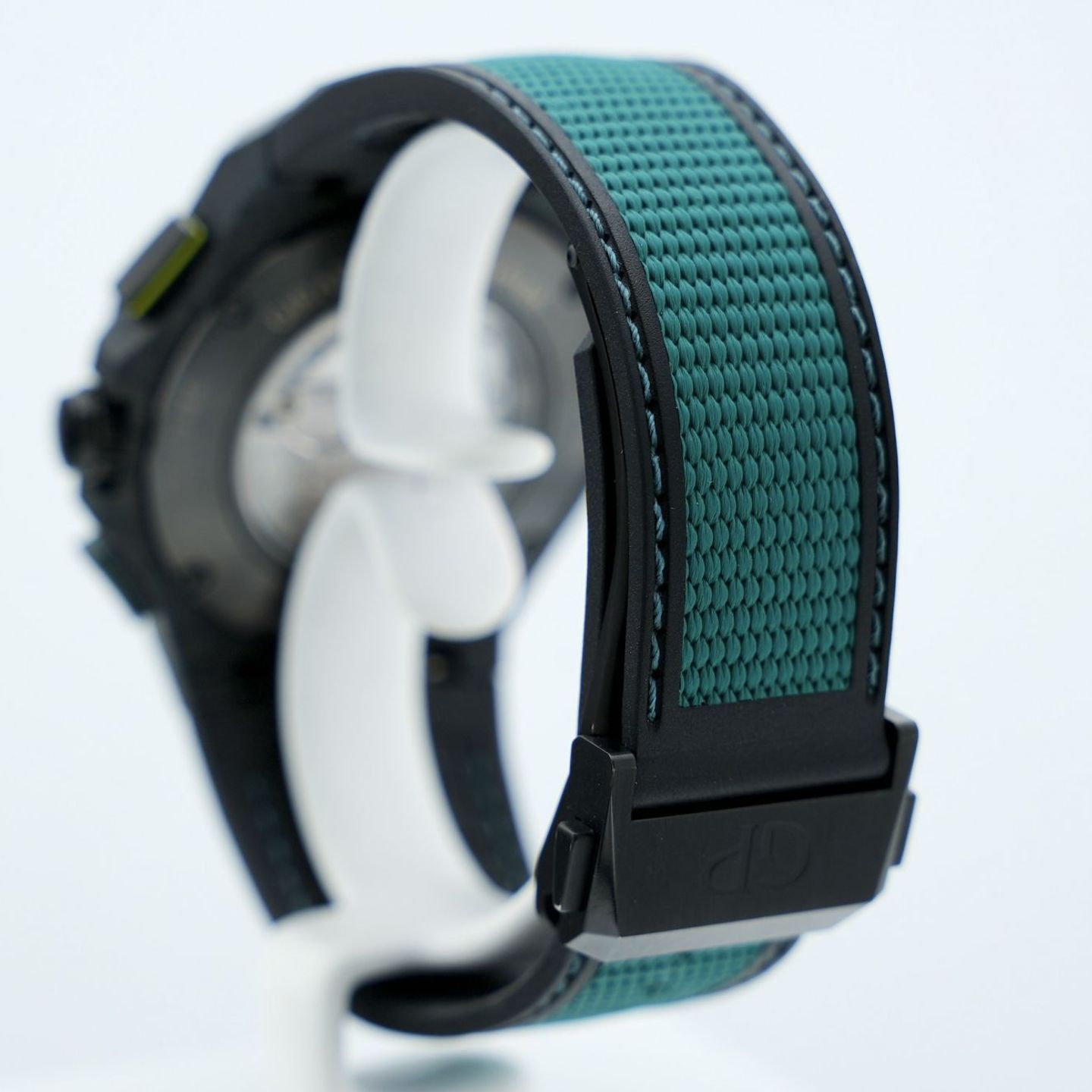 Girard-Perregaux Laureato 81060-41-3071-1CX - (8/16)