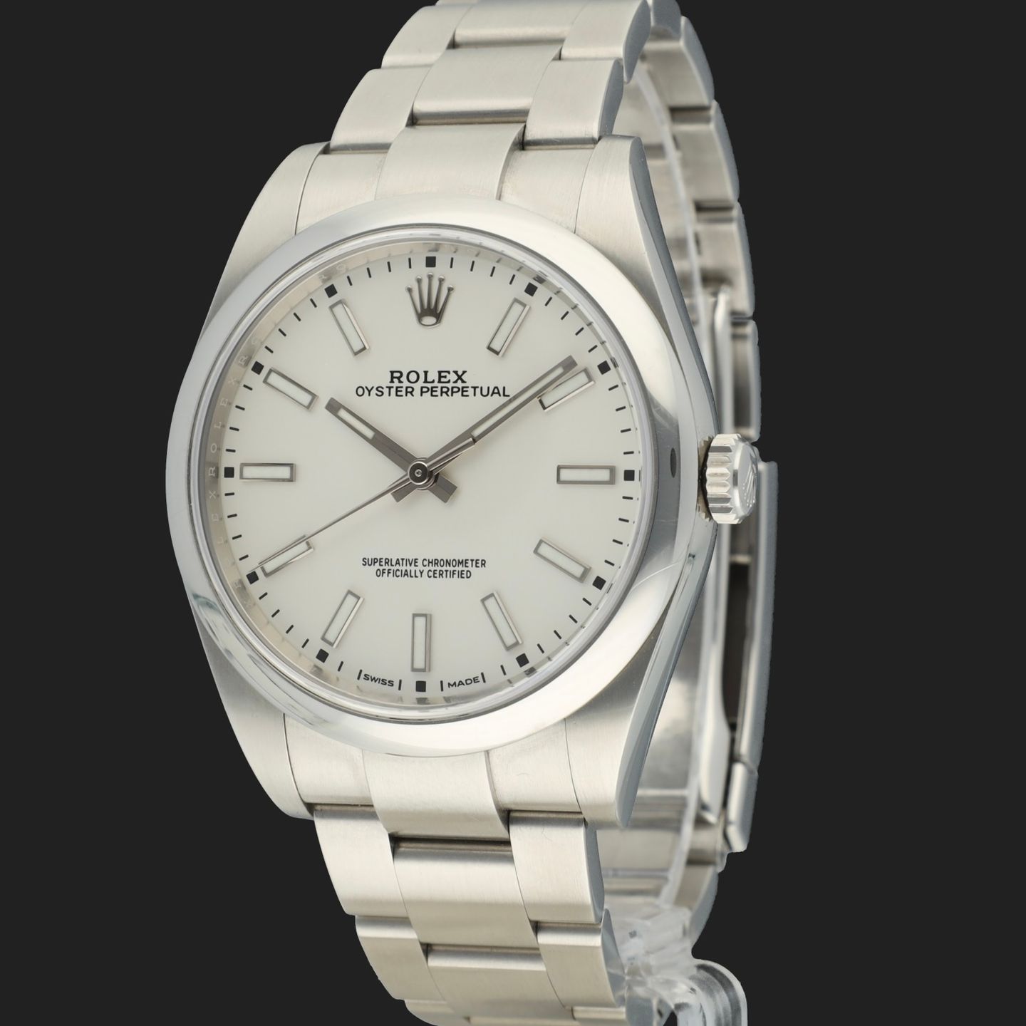 Rolex Oyster Perpetual 39 114300 (2019) - 39mm Staal (1/8)