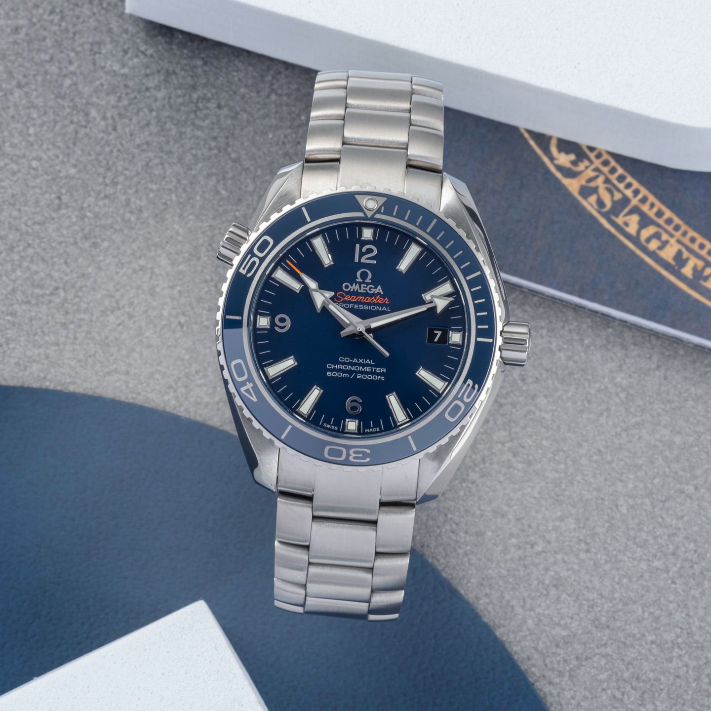 Omega Seamaster Planet Ocean 232.90.42.21.03.001 (Onbekend (willekeurig serienummer)) - Blauw wijzerplaat 42mm Titanium (1/8)