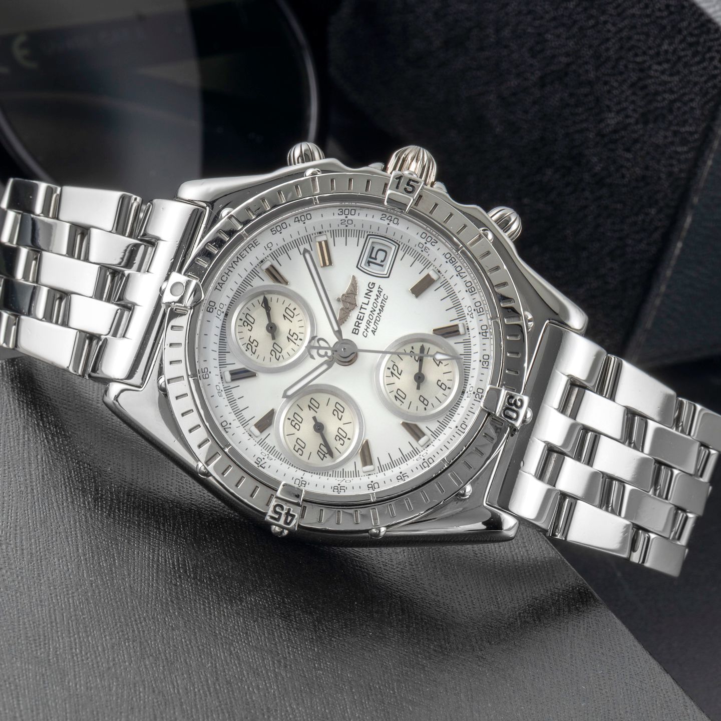 Breitling Chronomat A13050.1 (1999) - White dial 39 mm Steel case (2/8)