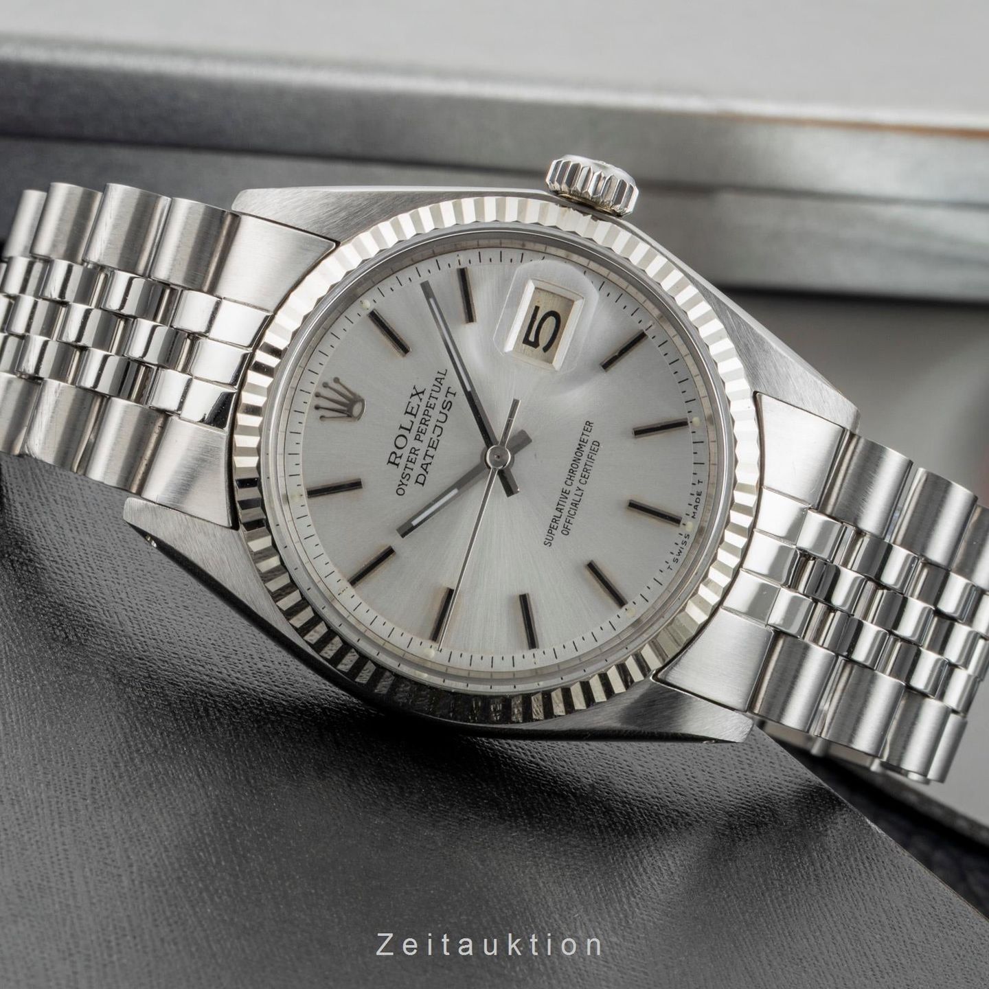 Rolex Datejust 1601 (1974) - Silver dial 36 mm Gold/Steel case (2/8)