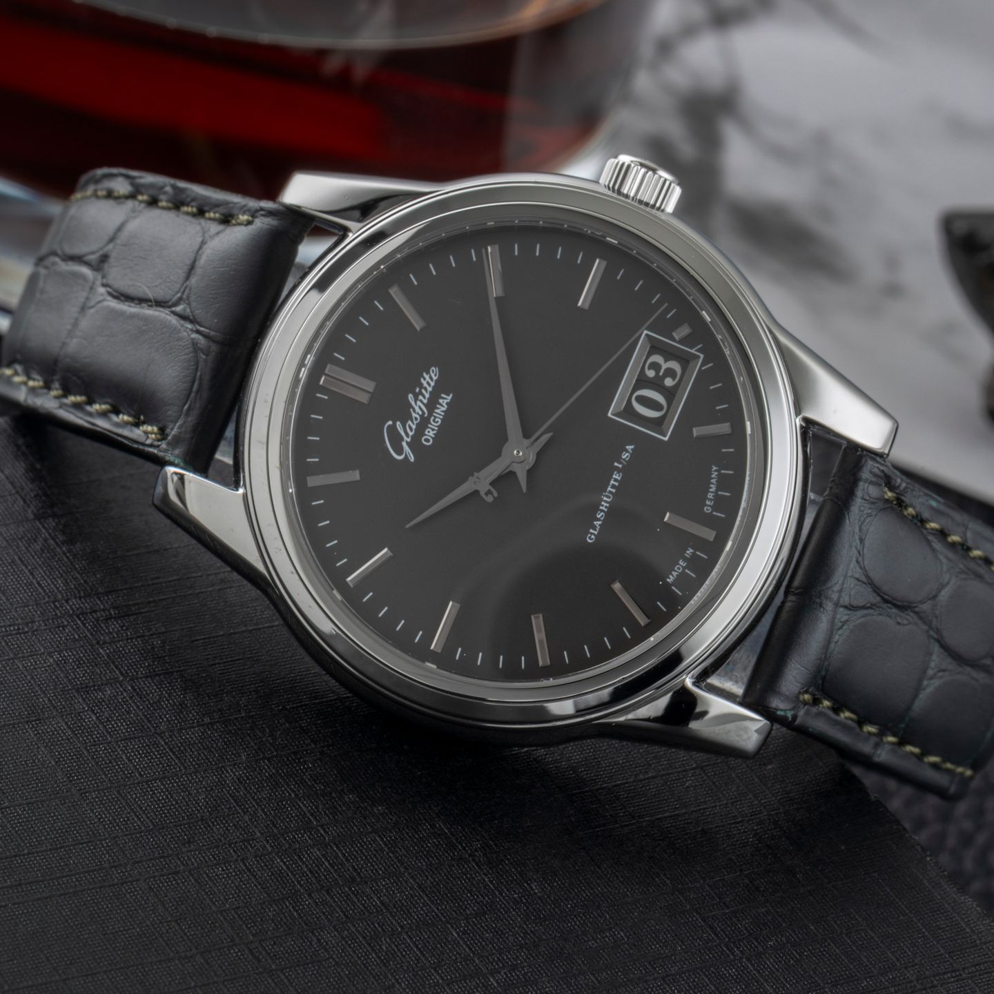 Glashütte Original Senator 1-39-42-14-24-04 (2001) - Black dial 40 mm Steel case (2/8)