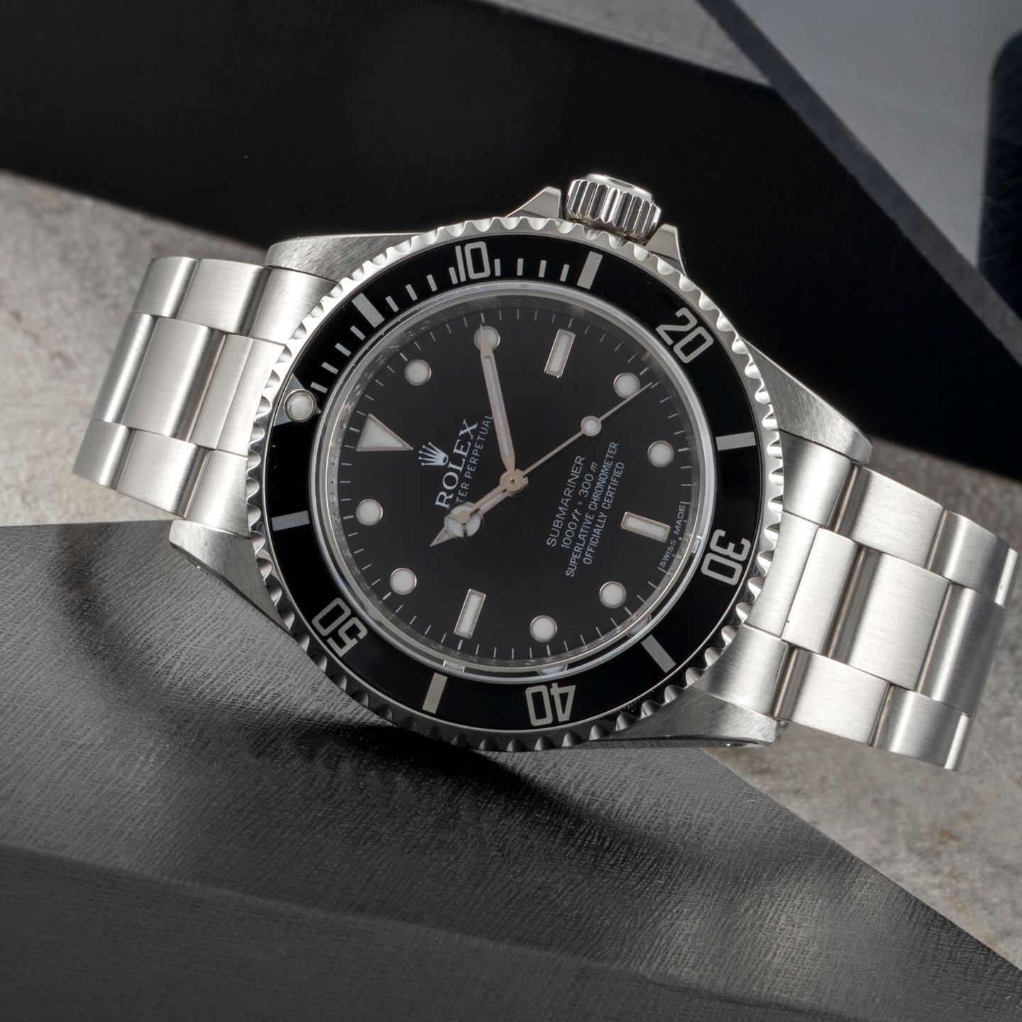 Rolex Submariner No Date 14060M - (2/8)