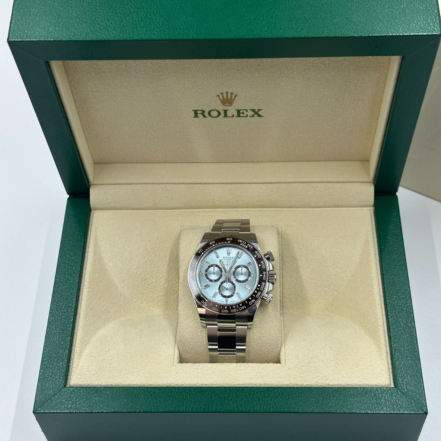 Rolex Daytona 126506 (2024) - Blue dial 40 mm Platinum case (4/8)