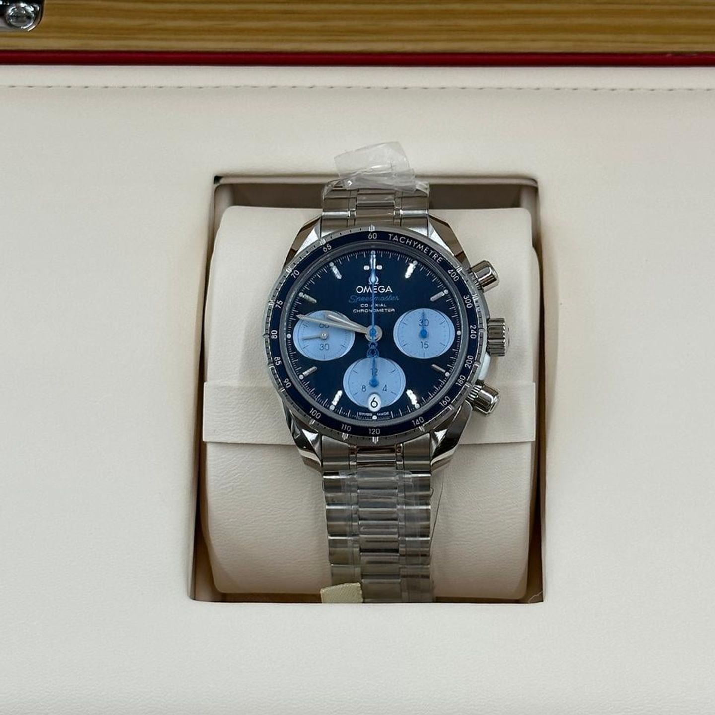 Omega Speedmaster 324.30.38.50.03.002 - (4/10)