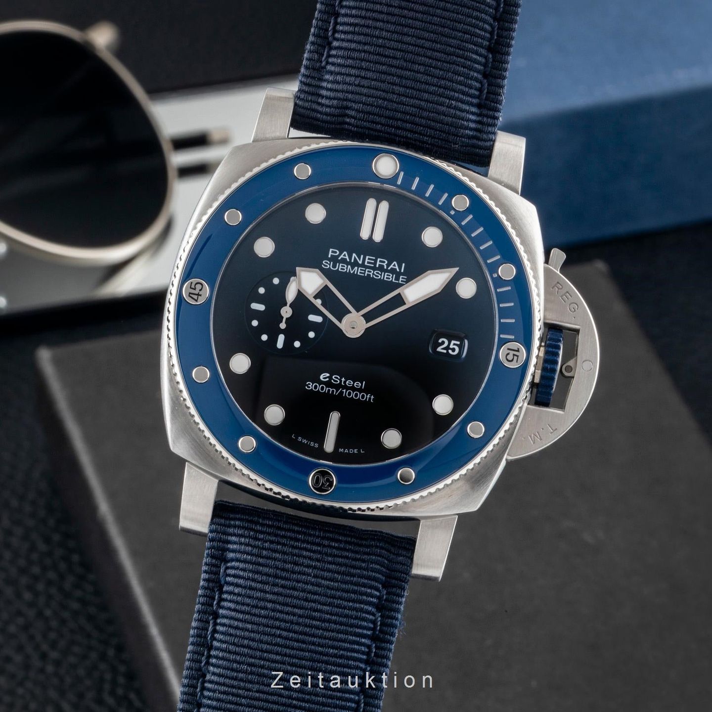 Panerai Luminor Submersible PAM01289 - (1/8)