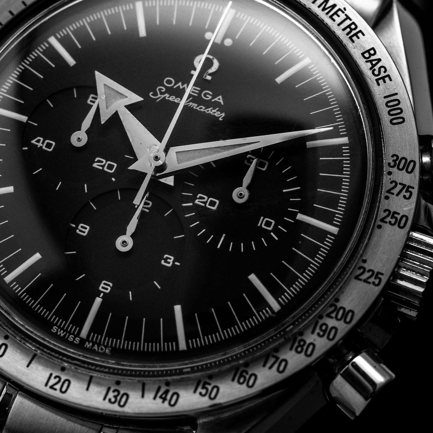 Omega Speedmaster Broad Arrow 3594.50.00 (2013) - Zwart wijzerplaat 42mm Staal (3/6)