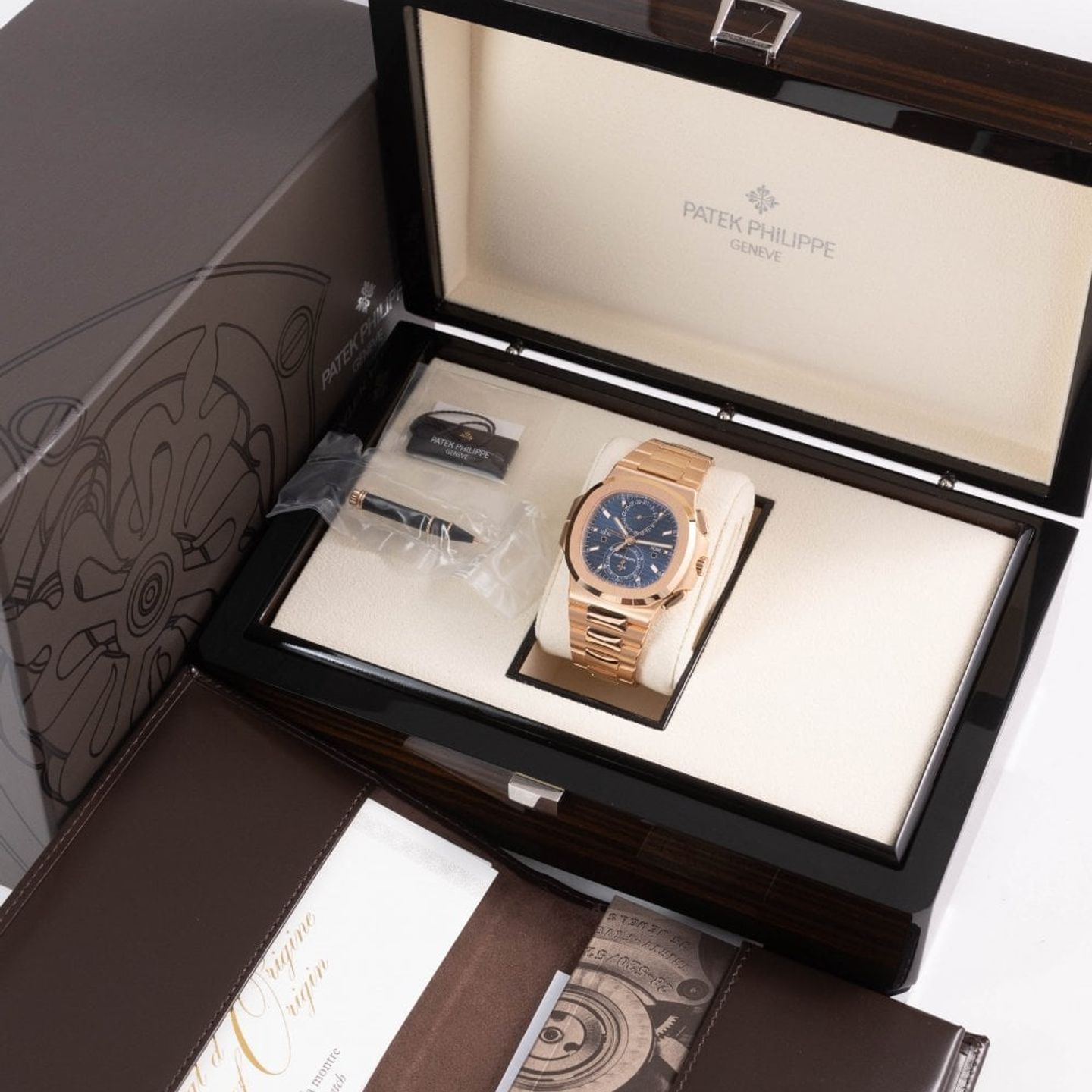 Patek Philippe Nautilus 5990/1R-001 (2024) - Blauw wijzerplaat 41mm Roségoud (2/2)