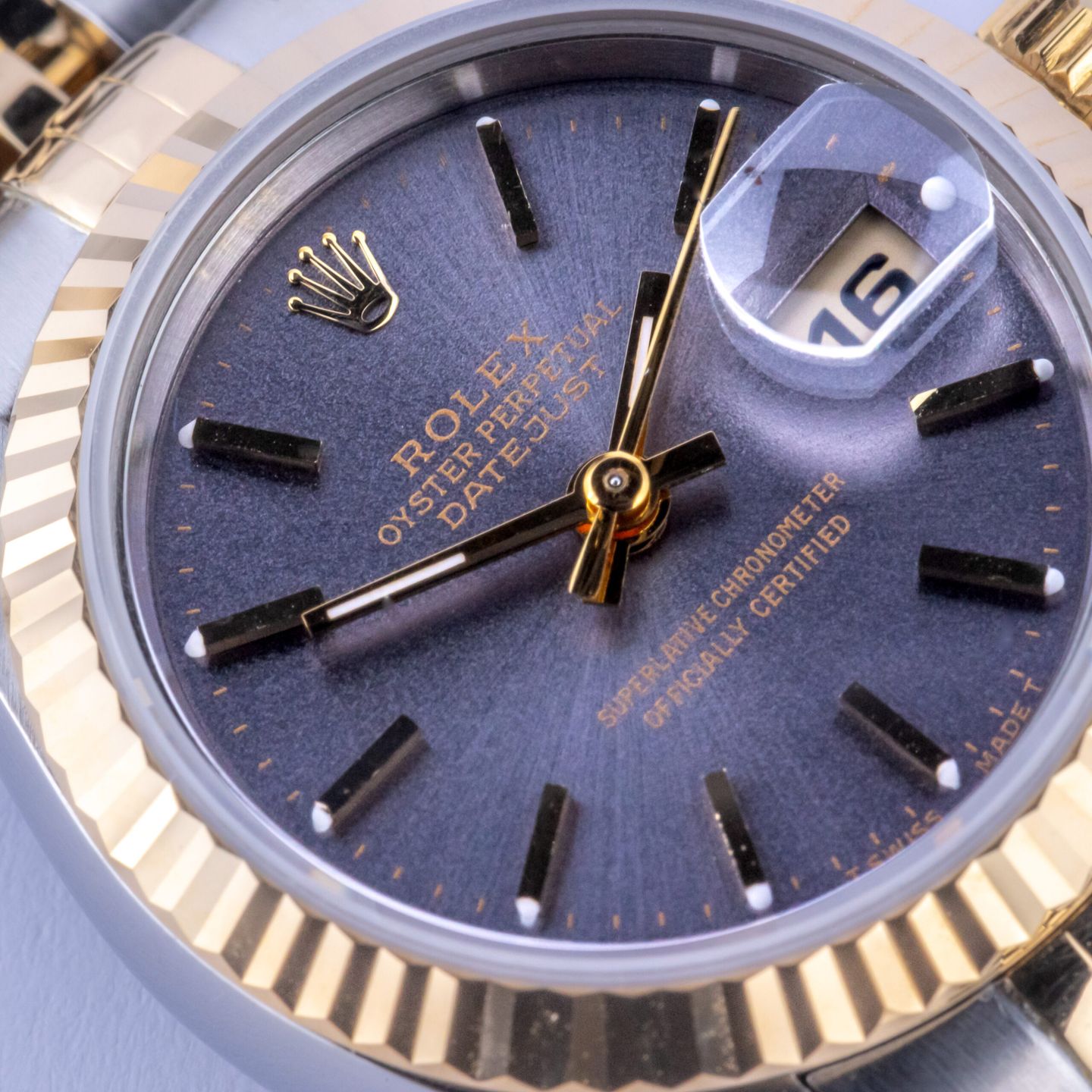 Rolex Lady-Datejust 69173 (1997) - Grey dial 26 mm Gold/Steel case (2/8)