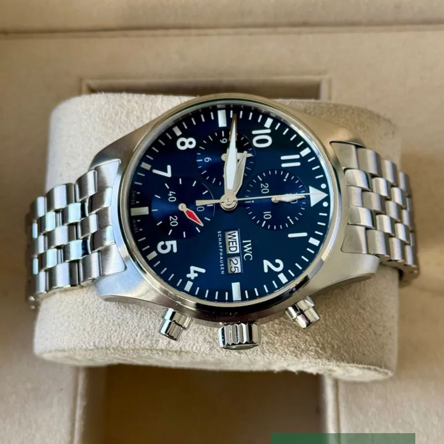 IWC Pilot Chronograph IW388102 - (4/7)