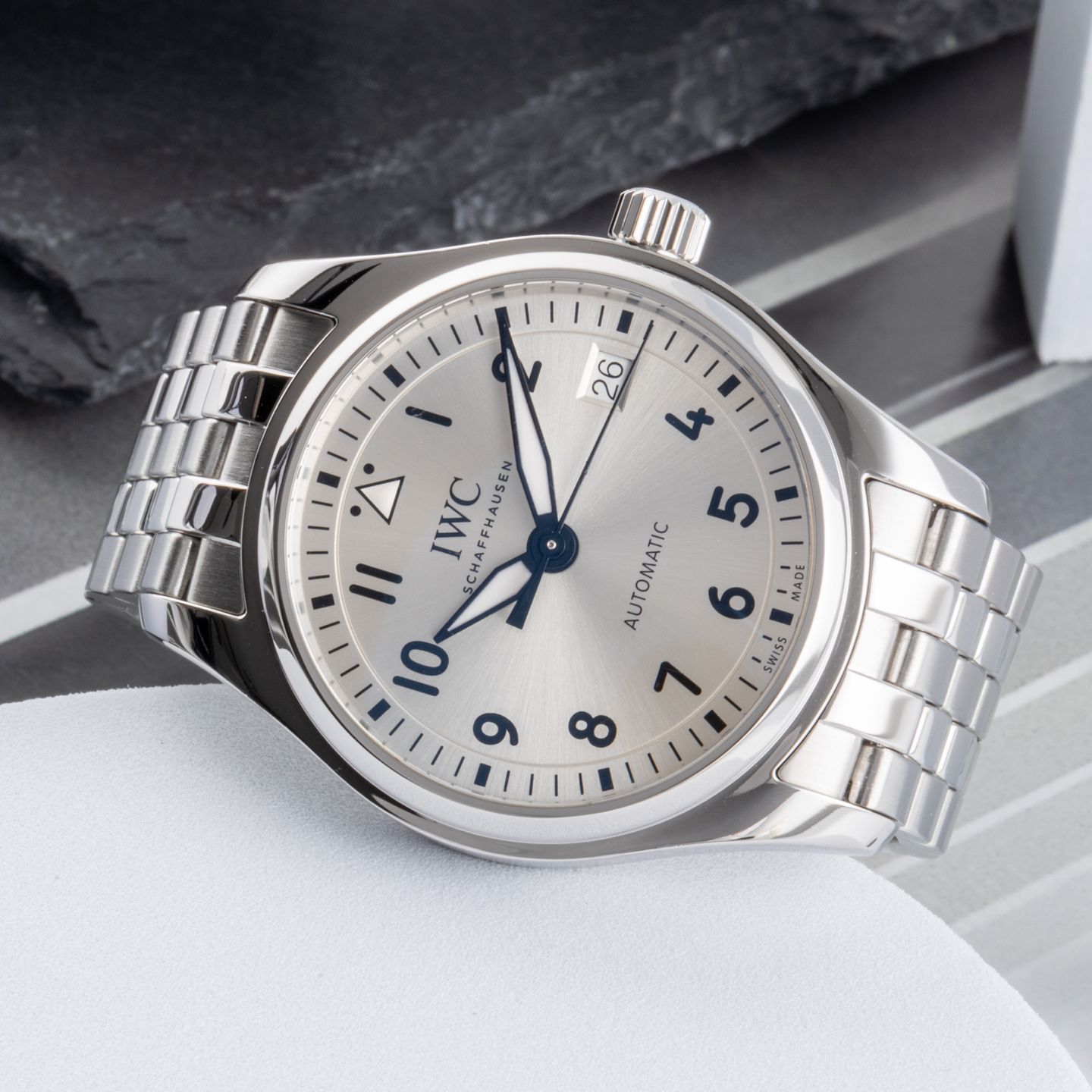 IWC Pilot's Watch Automatic 36 IW324006 (2019) - Zilver wijzerplaat 36mm Staal (2/8)