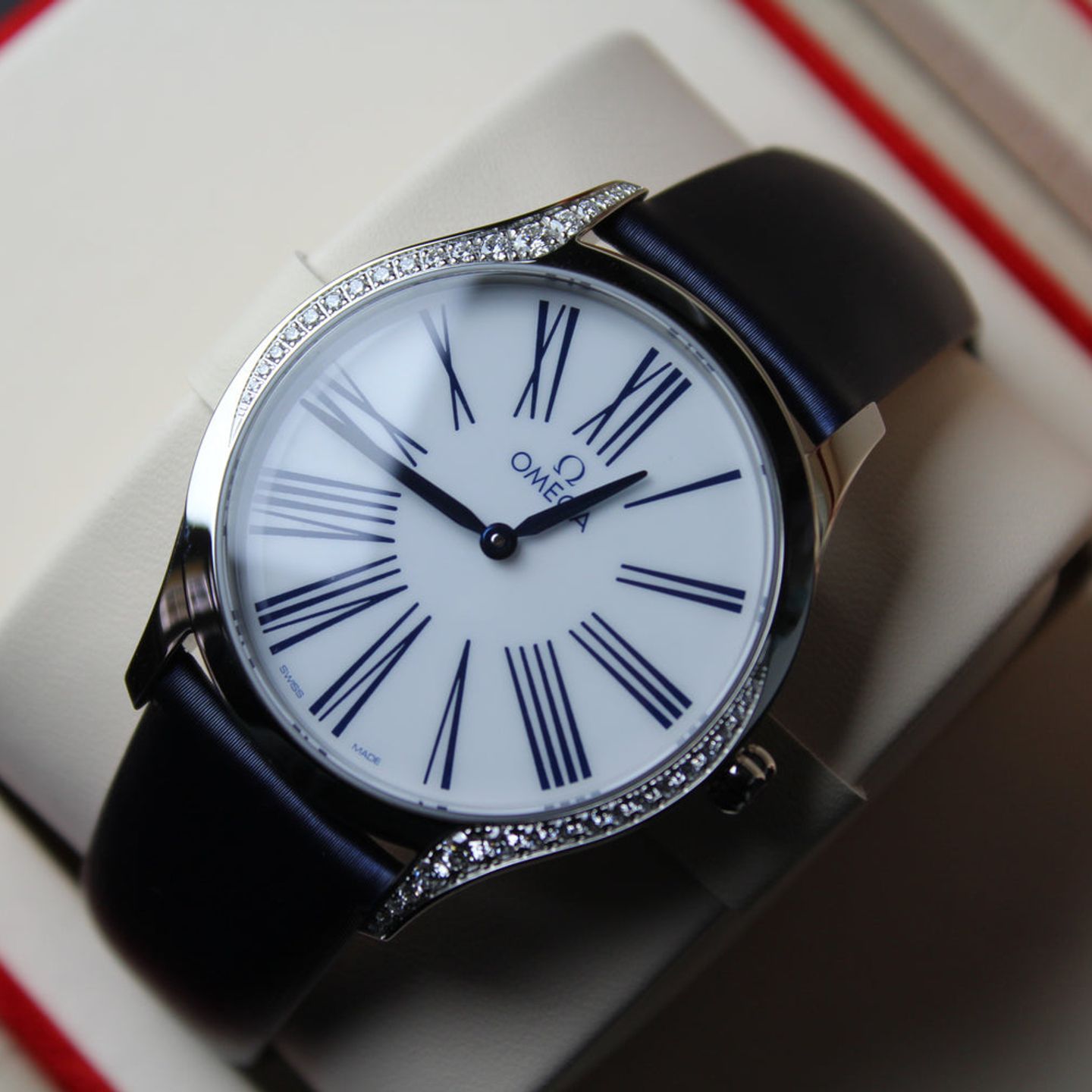 Omega De Ville Trésor 428.17.36.60.04.001 - (3/4)