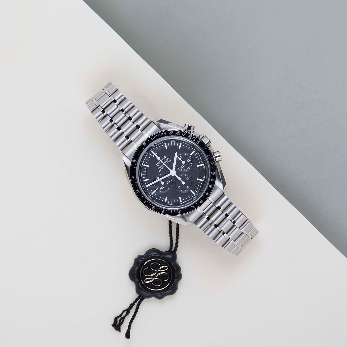 Omega Speedmaster Professional Moonwatch 310.30.42.50.01.002 (2021) - Black dial 42 mm Steel case (2/8)