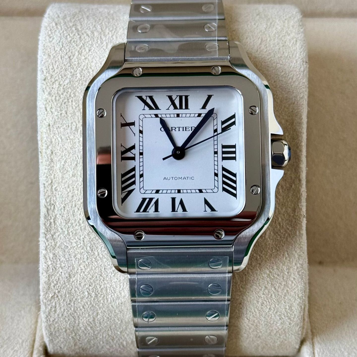 Cartier Santos WSSA0029 (2024) - Silver dial 35 mm Steel case (2/7)