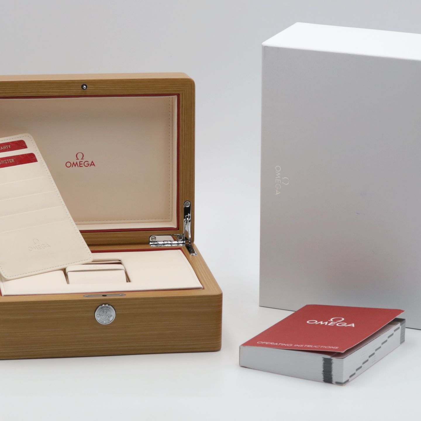 Omega Seamaster Planet Ocean 215.30.44.21.01.001 - (8/8)