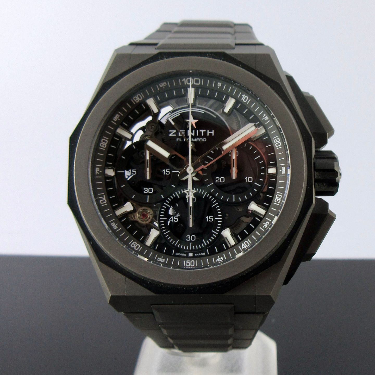 Zenith Defy 97.9100.9004/02.I001 (2024) - Black dial 45 mm Titanium case (1/8)