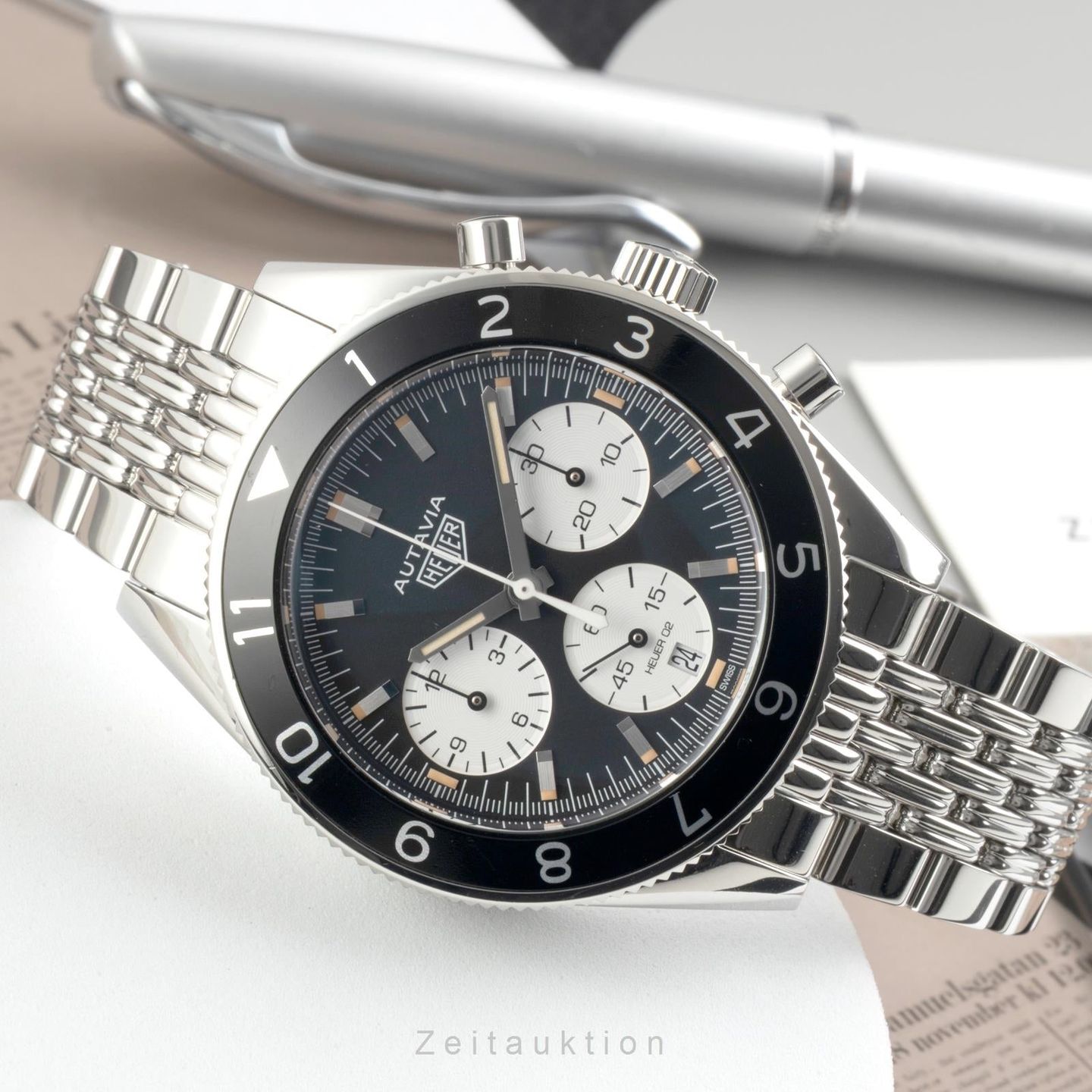 TAG Heuer Autavia CBE2110.BA0687 - (2/8)