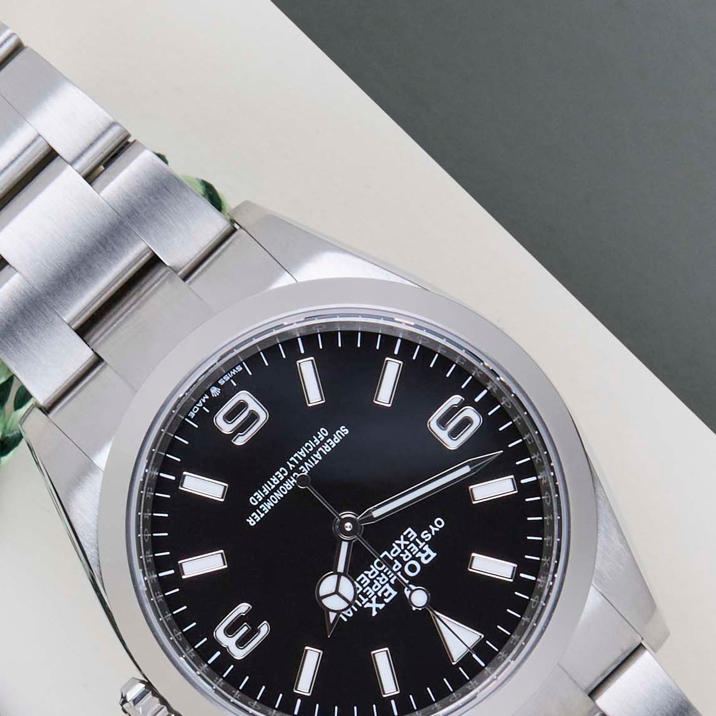 Rolex Explorer 124270 - (4/8)