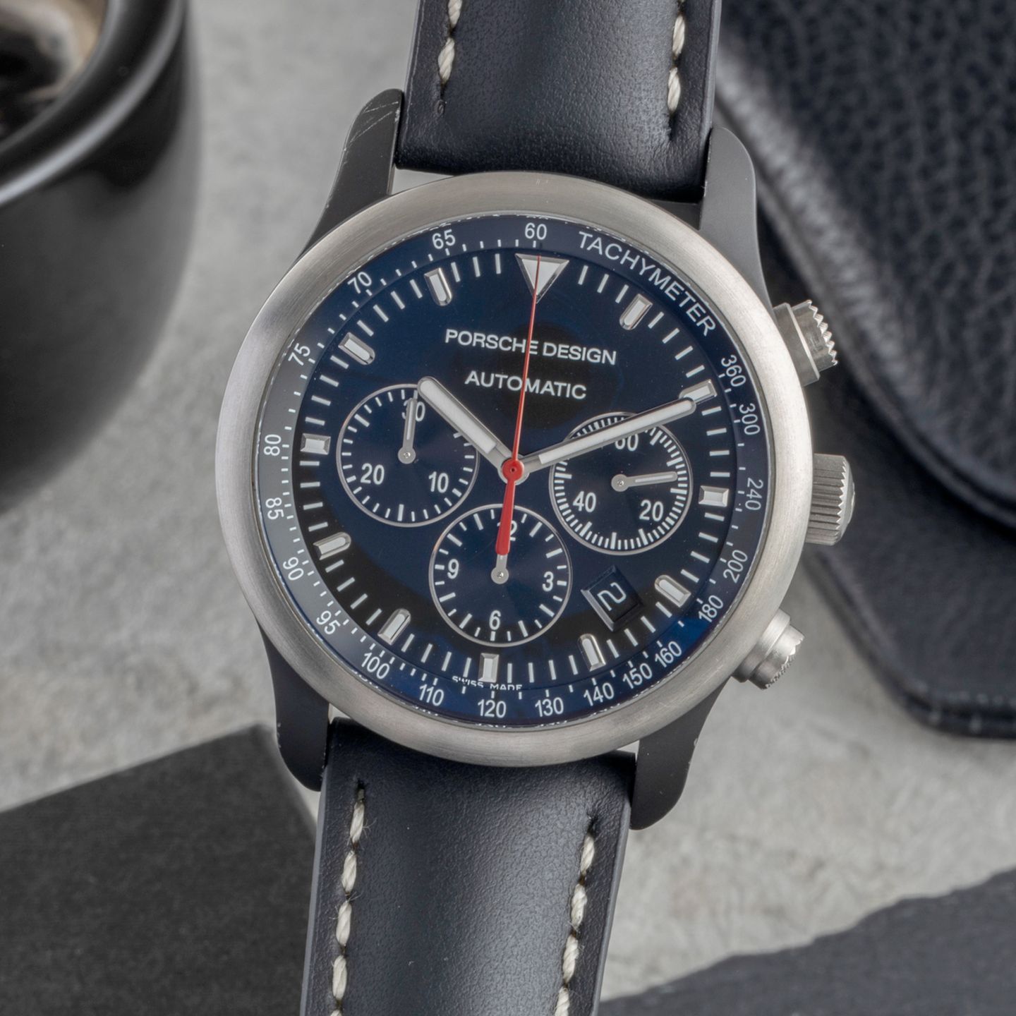 IWC Porsche Design IW3732 - (3/8)