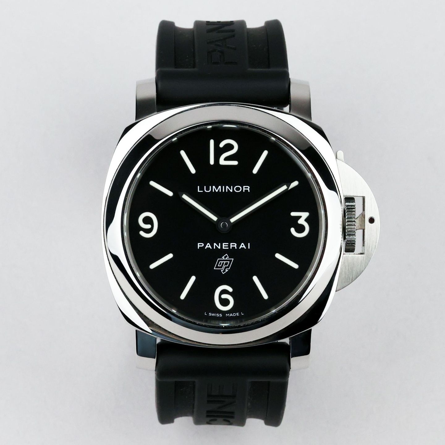 Panerai Luminor Base Logo PAM01000 (2010) - Black dial 44 mm Steel case (1/8)