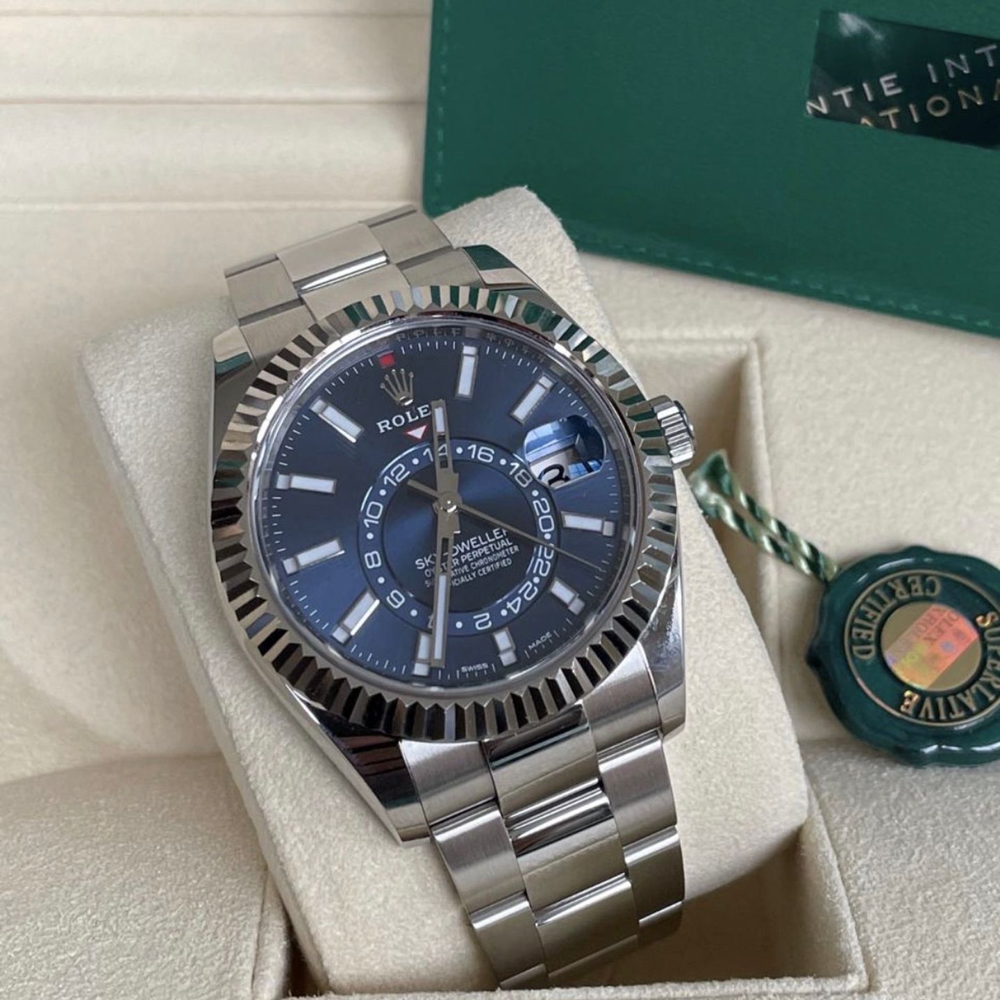 Rolex Sky-Dweller 326934 (2021) - Blue dial 42 mm Steel case (1/1)