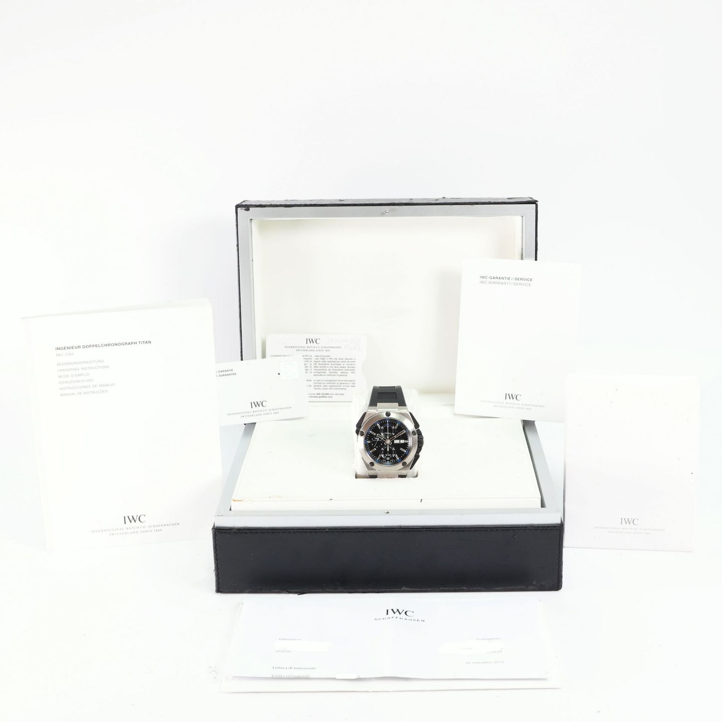IWC Ingenieur Double Chronograph Titanium IW376501 (2011) - Black dial 45 mm Titanium case (3/3)