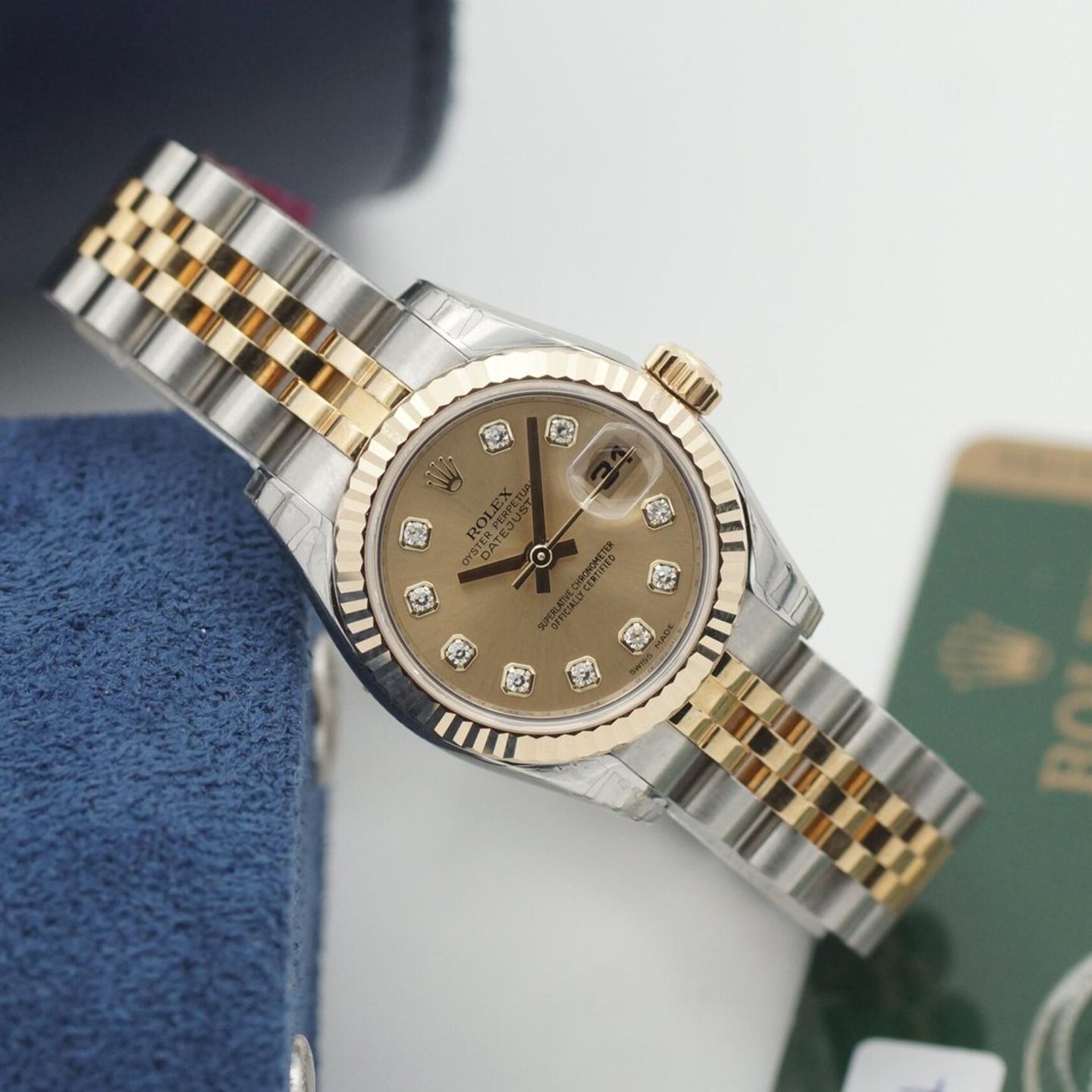 Rolex Lady-Datejust 179173 (2008) - Champagne dial 26 mm Gold/Steel case (2/8)