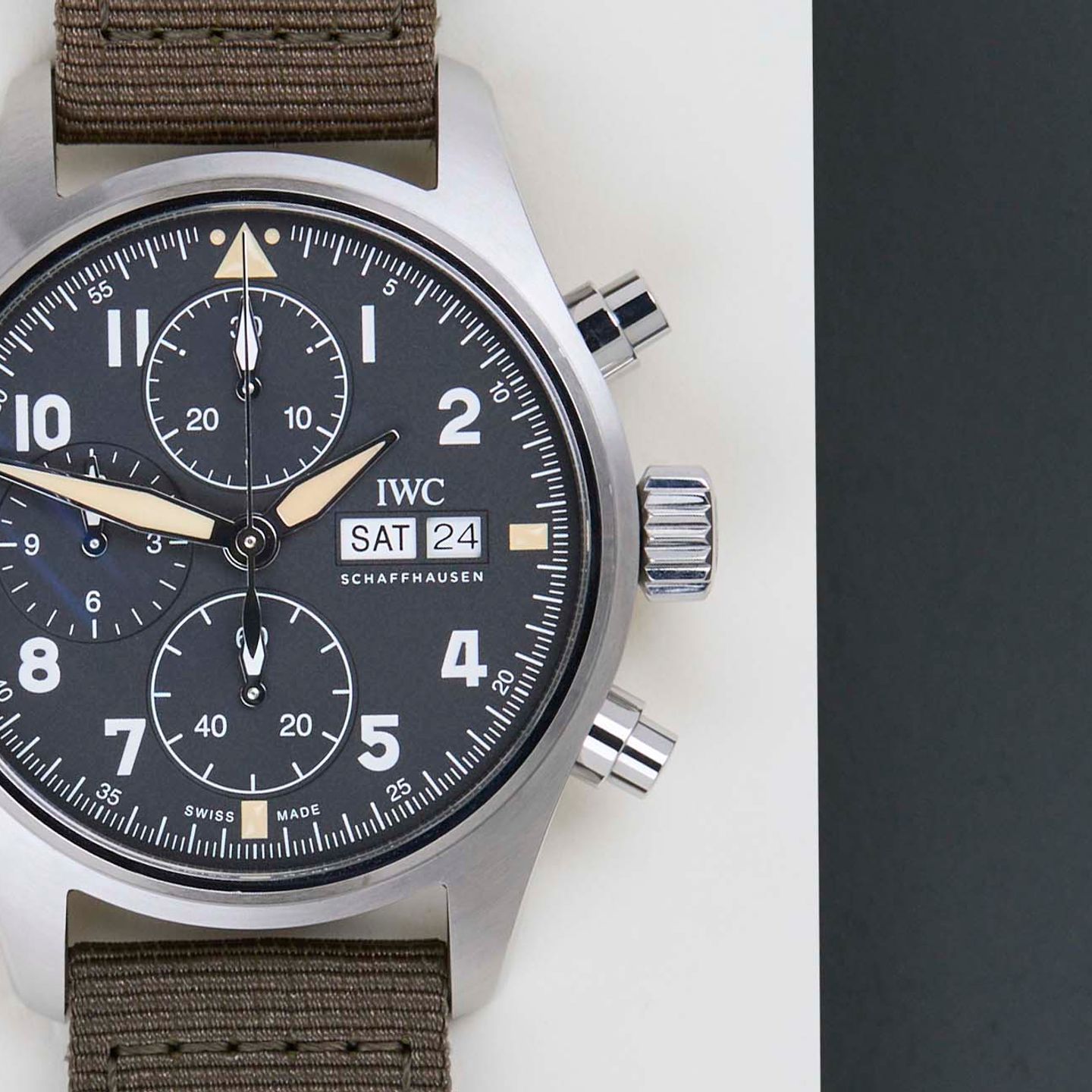 IWC Pilot Spitfire Chronograph IW387901 (2024) - Black dial 41 mm Steel case (5/8)