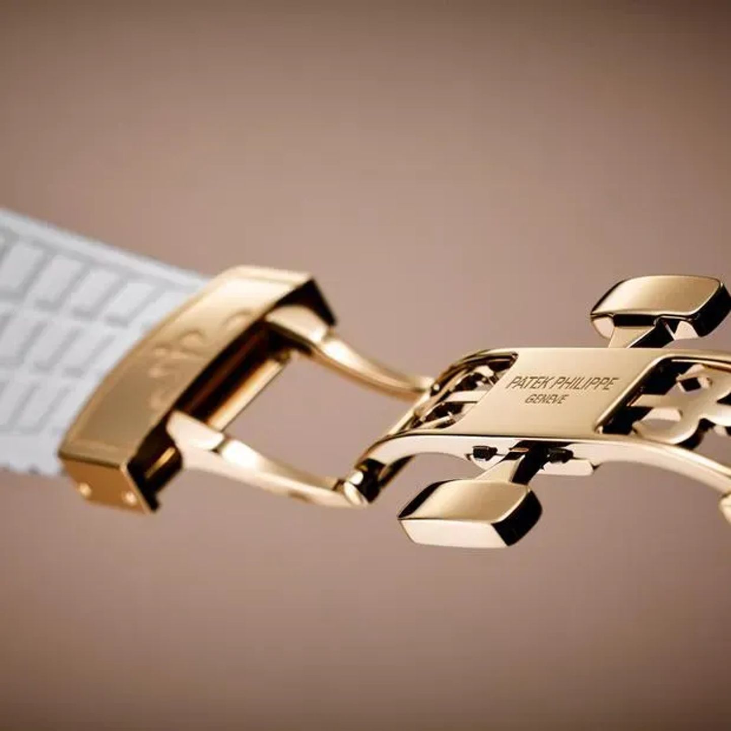 Patek Philippe Aquanaut 5269/200R-001 (2024) - Wit wijzerplaat 39mm Roségoud (3/6)