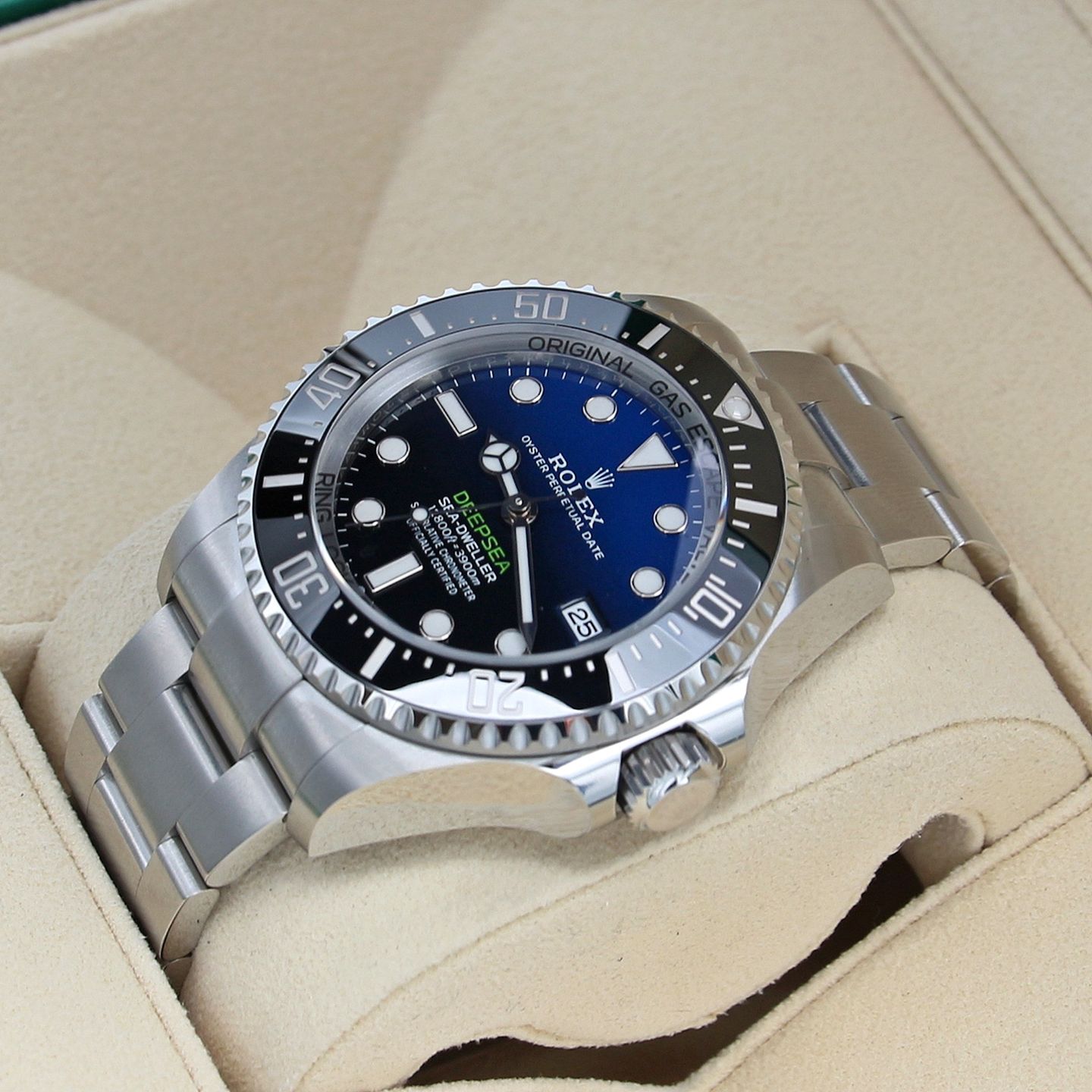 Rolex Sea-Dweller Deepsea 136660 (Onbekend (willekeurig serienummer)) - 44mm Staal (3/8)