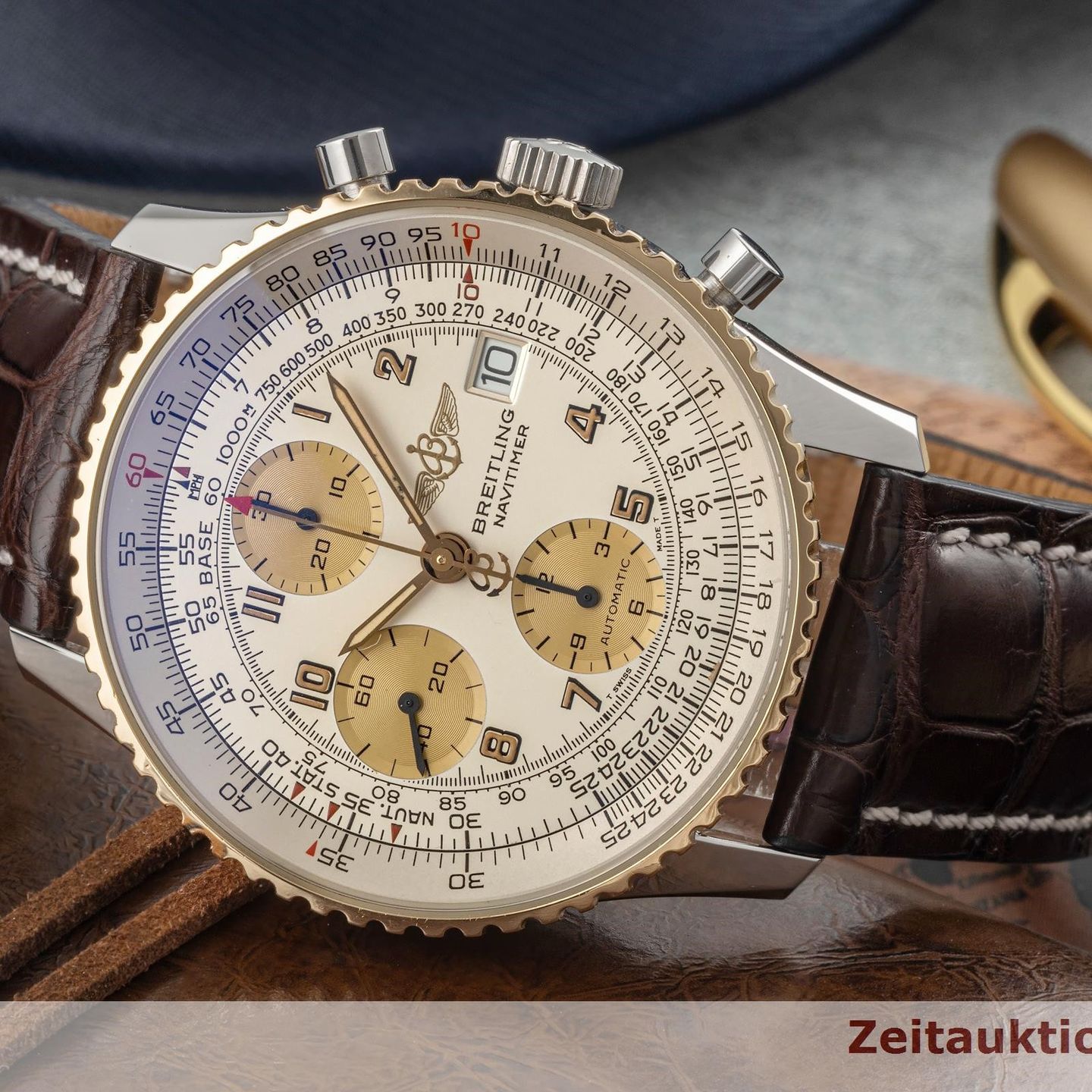 Breitling Old Navitimer D13022 (Unknown (random serial)) - Silver dial 41 mm Steel case (1/8)