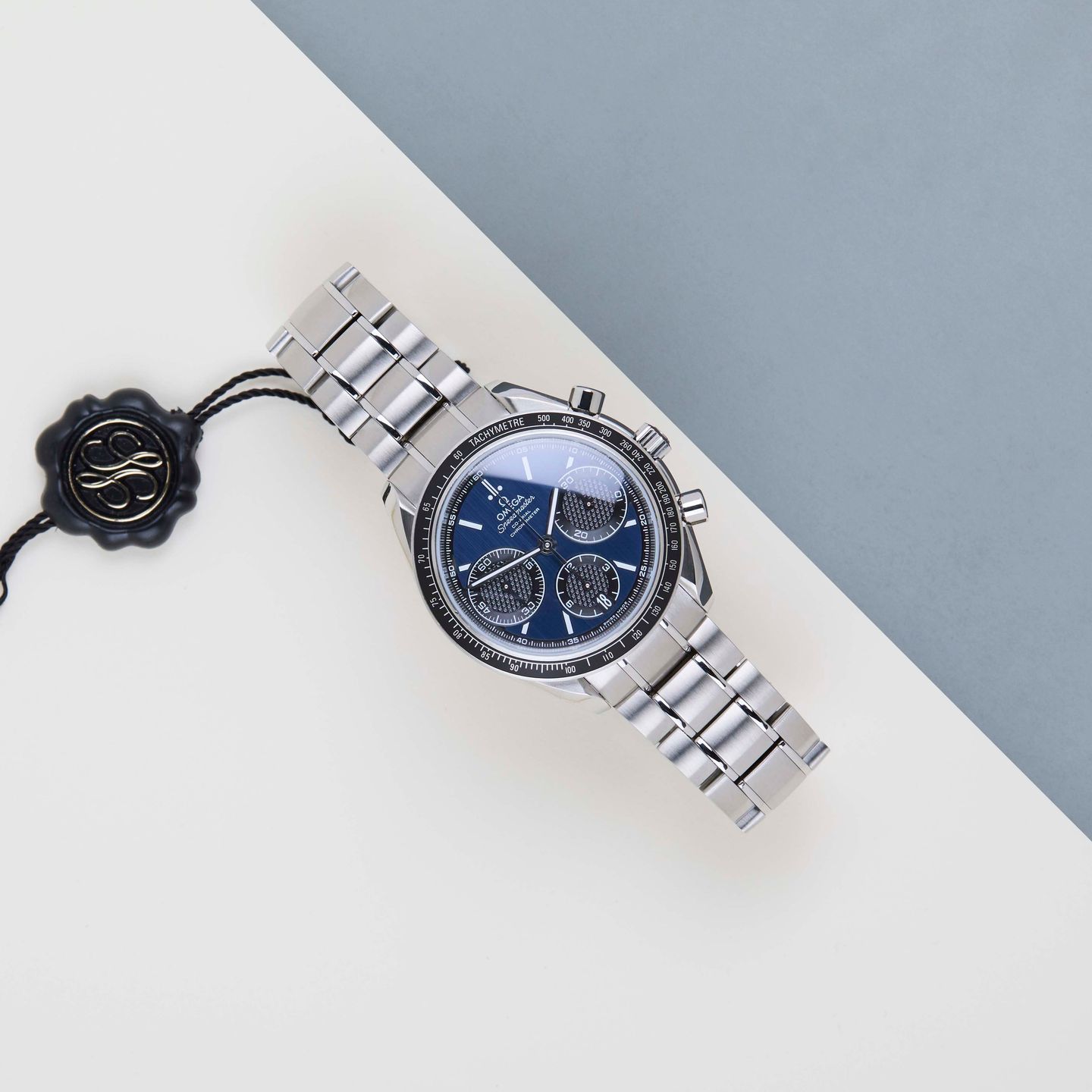 Omega Speedmaster Racing 326.30.40.50.03.001 (2024) - Blue dial 40 mm Steel case (2/8)